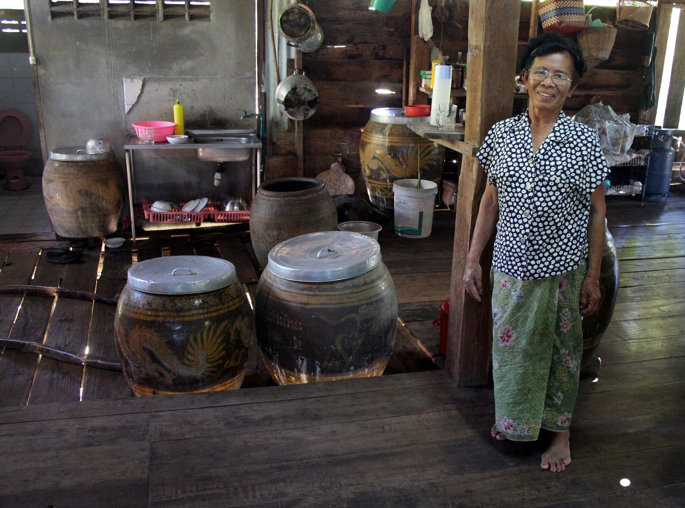 2008 Sawankholok Kilns Road trip to North (13).JPG