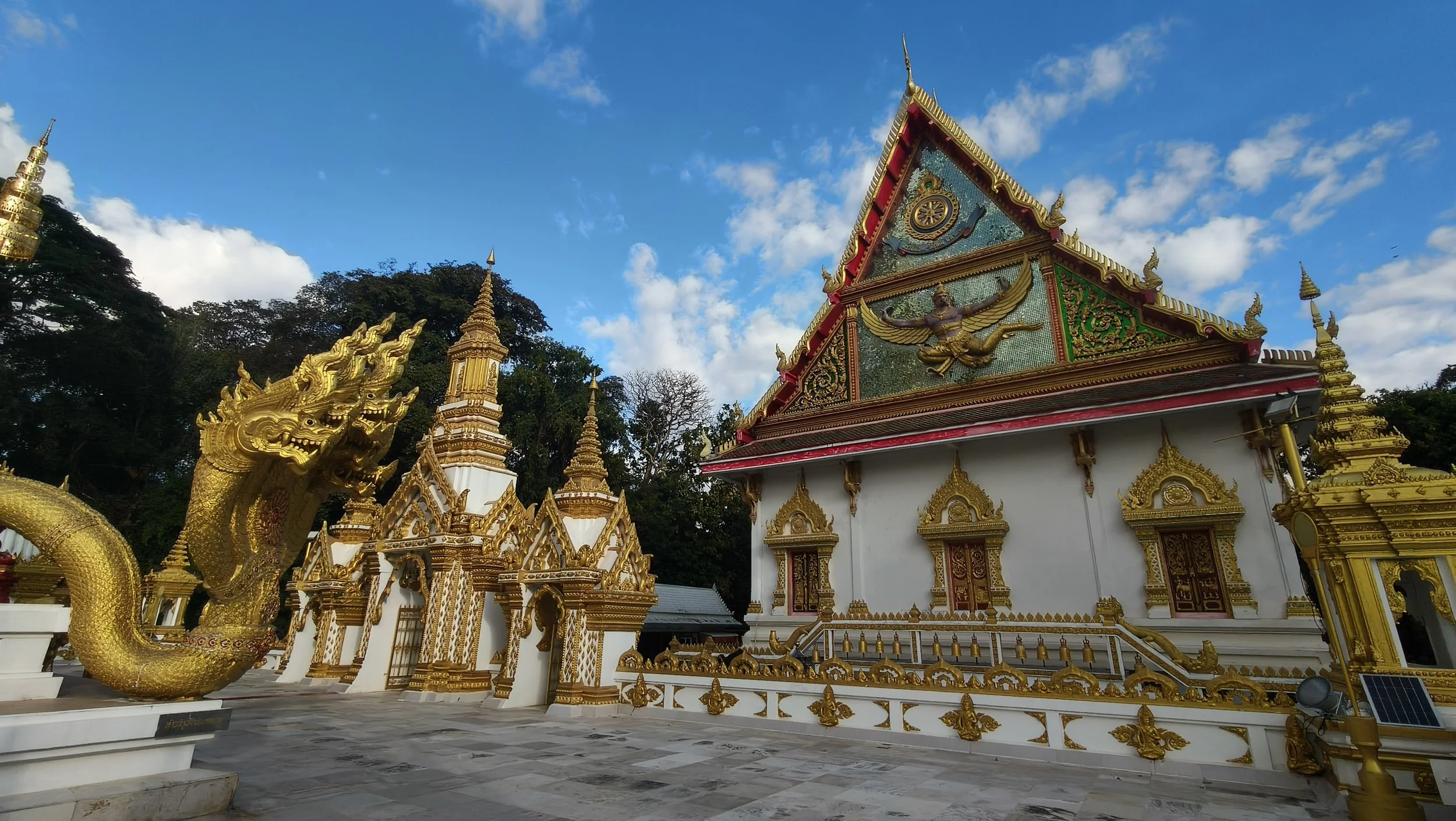 Wat Maruk Kha Nakhon (or Wat MaRukKhaNakhon) Nakhon Phanom, Thailand (11).jpg