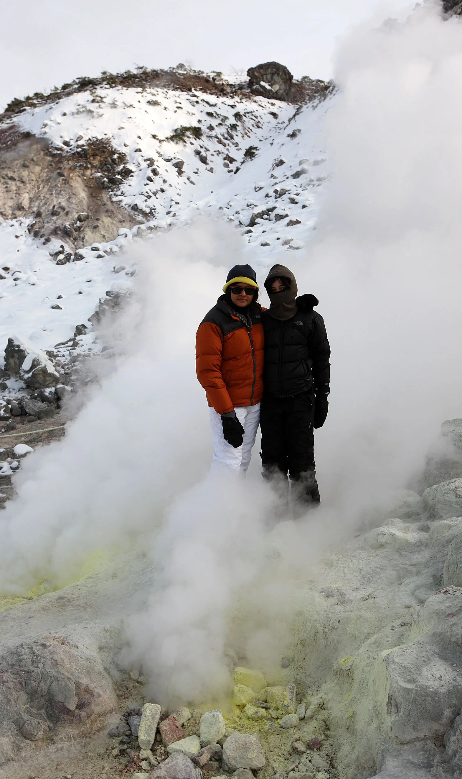 KUSSHARO LAKE, HOKKAIDO JAPAN - MT IWO FUMAROLES (6).JPG