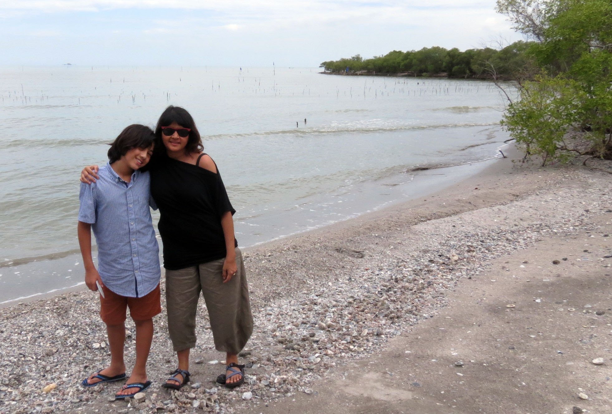 2013 Cha'am and Petchaburi with Family & Friends (71).JPG