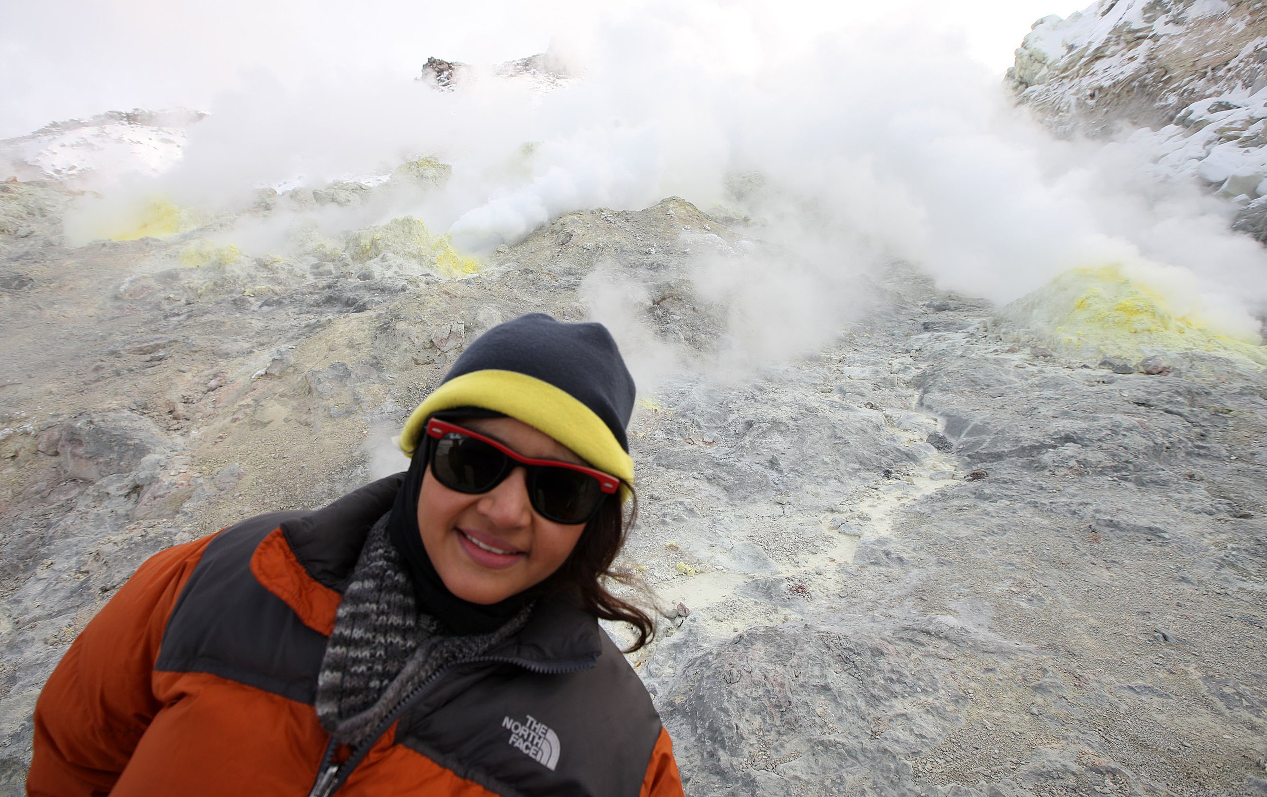 KUSSHARO LAKE, HOKKAIDO JAPAN - MT IWO FUMAROLES (16).JPG