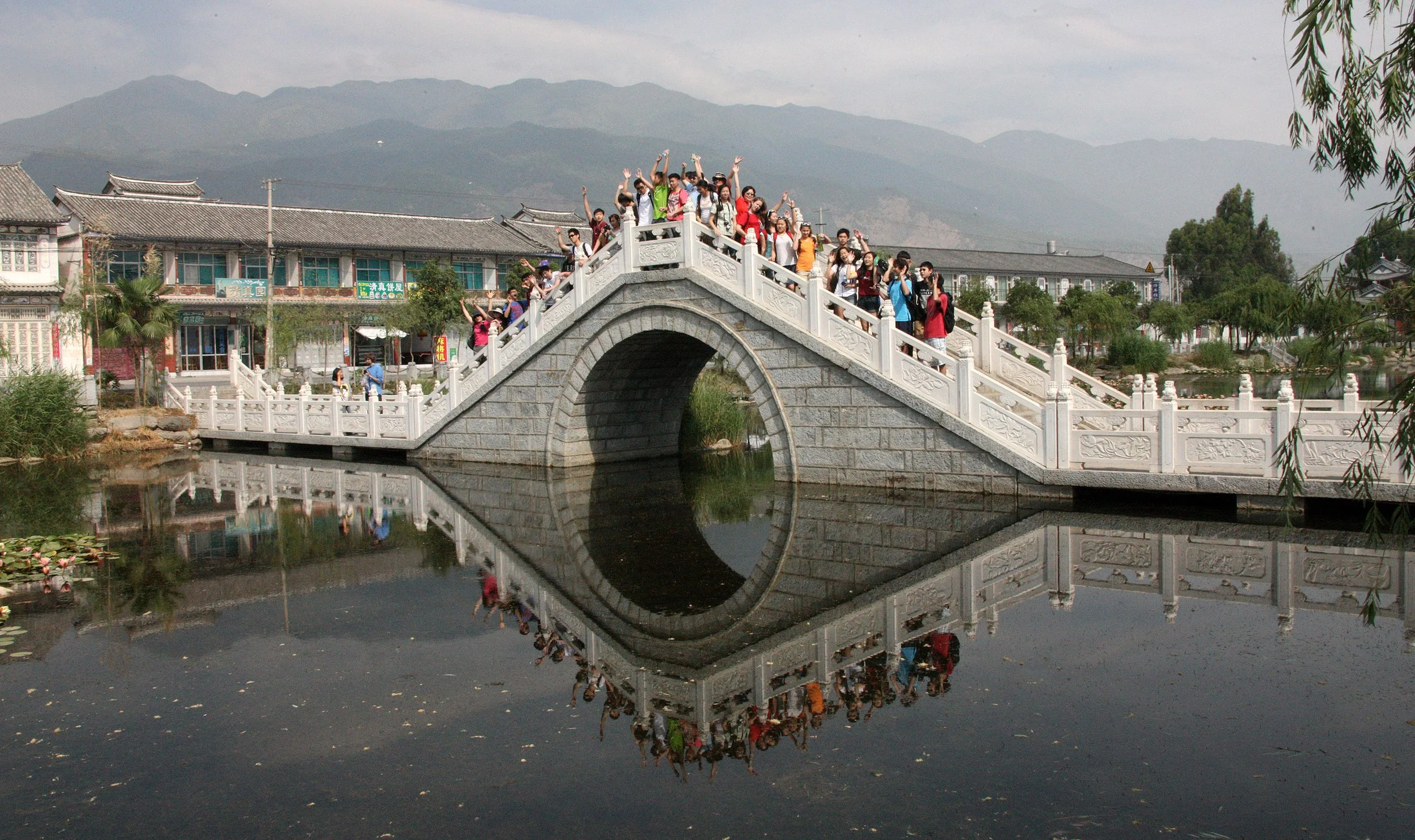 LINDEN CENTER - XIZHOU VILLAGE YUNNAN CHINA (215).JPG