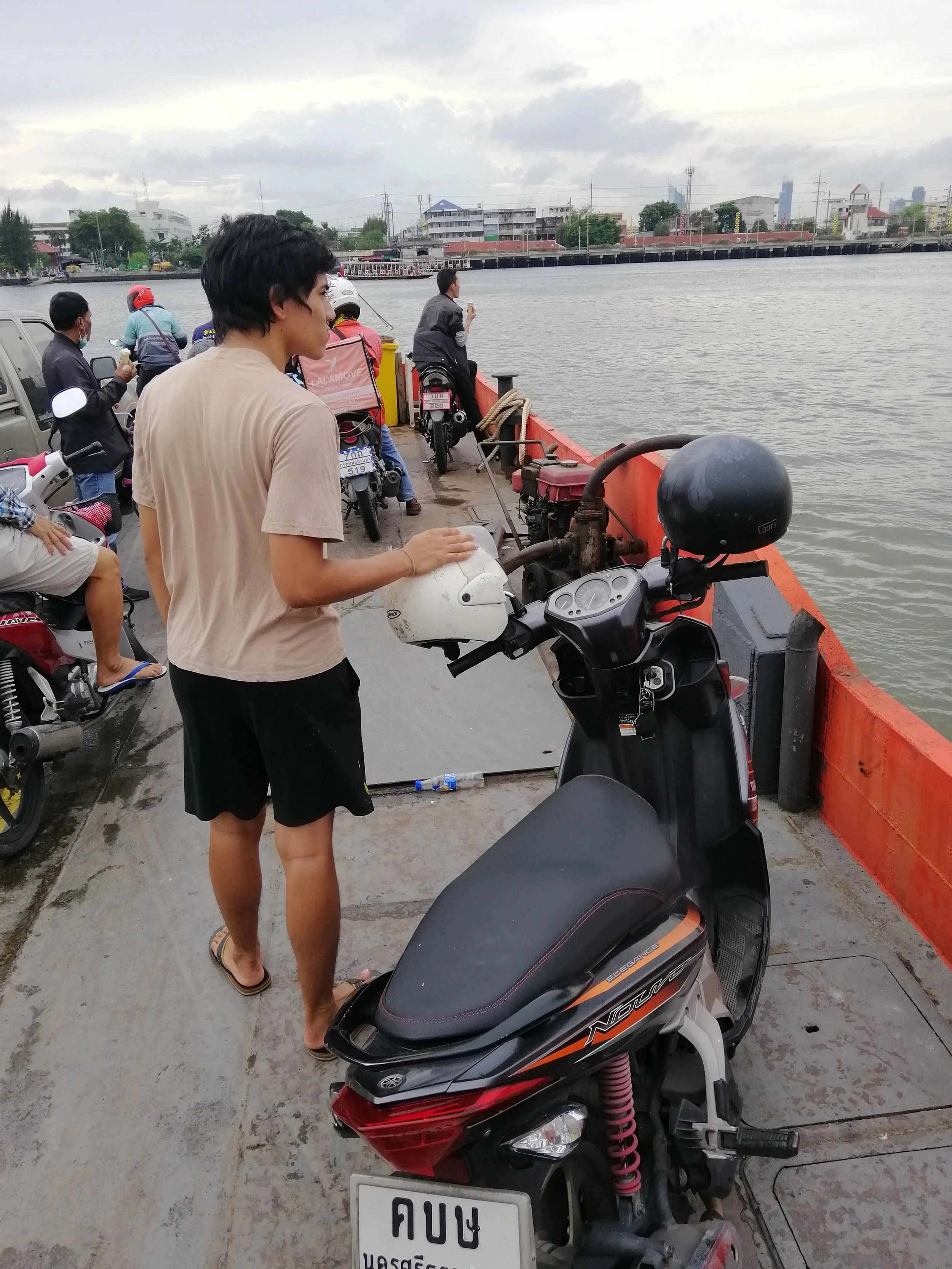 2019 Samut Prakan Motorcycle Rides with Cokie & Gift (317).jpg