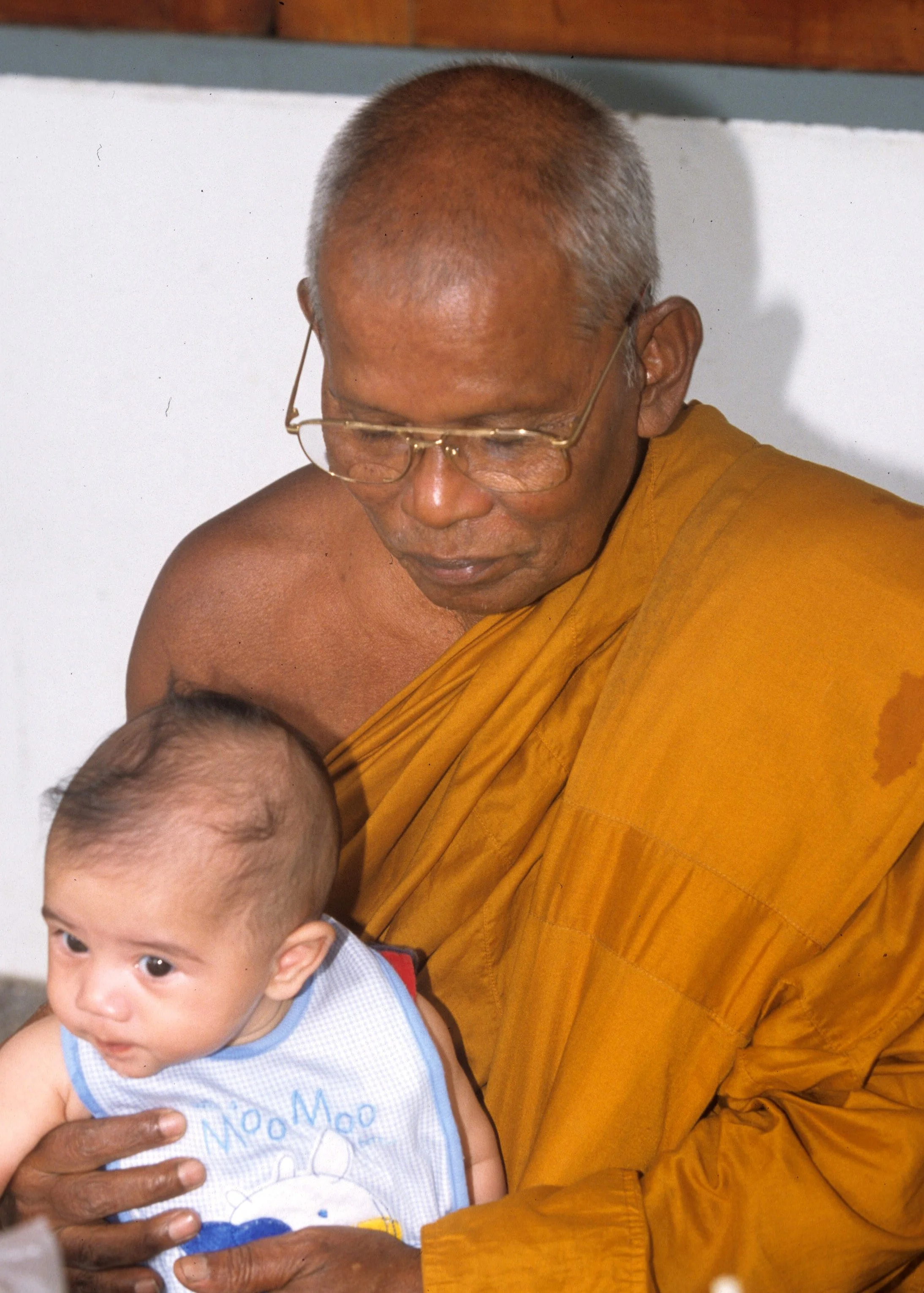 2002 Nakhonsithammarat Cokie's Dedication Ceremony to Buddhism (1).jpg