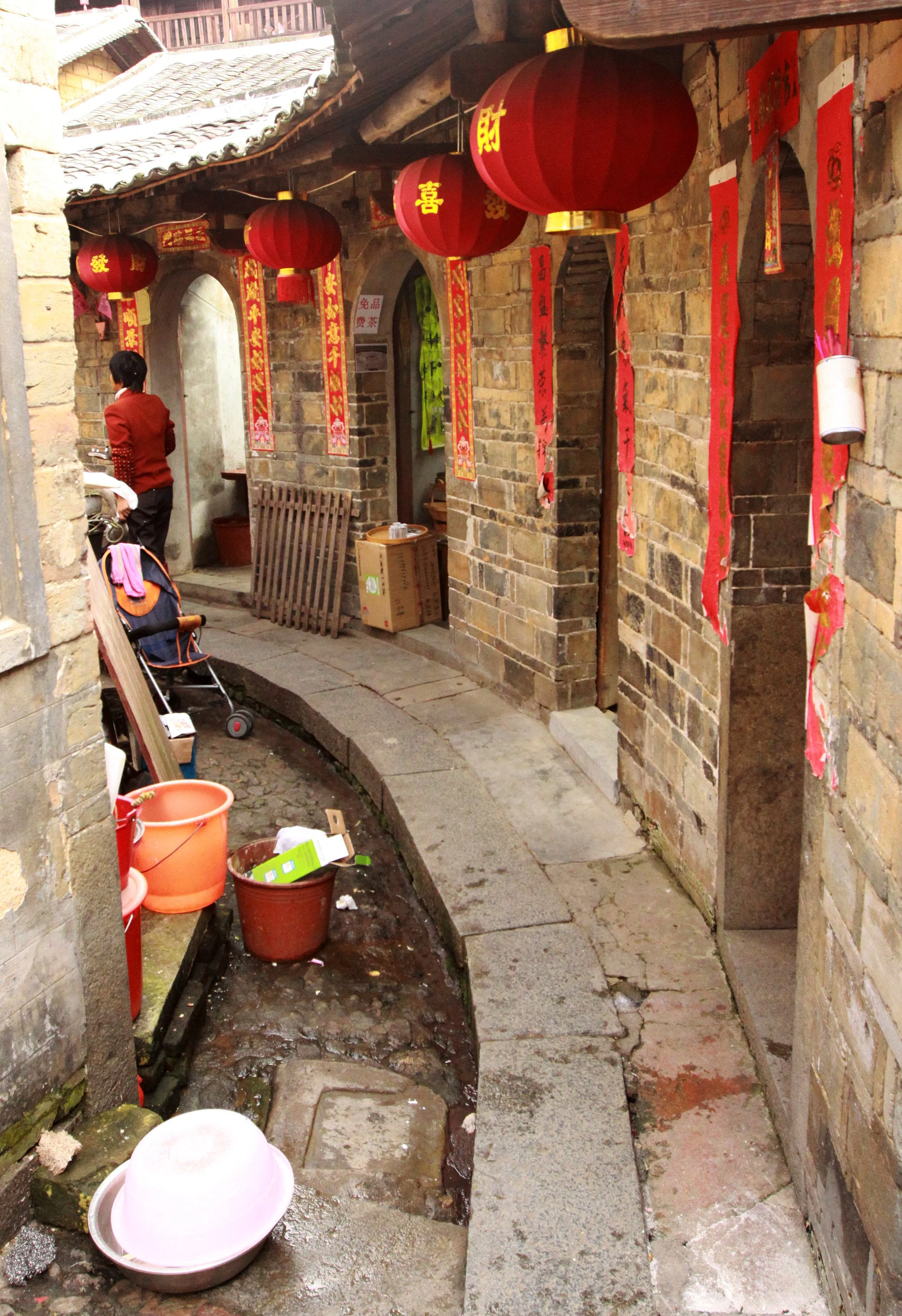 CHENGQILOU HAKKA VILLAGE - FUJIAN CHINA (41).JPG