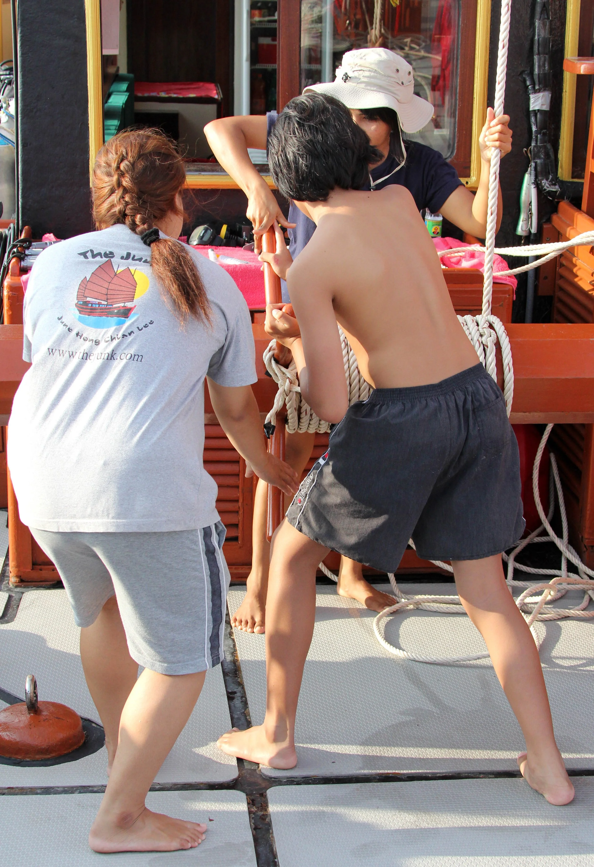 2014 Similans Trip with Family on The Junk (1).JPG