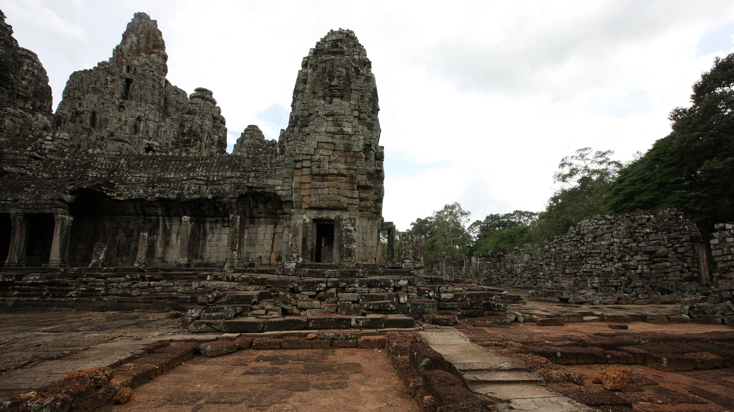 BAYON - JULY 2010 (1).JPG