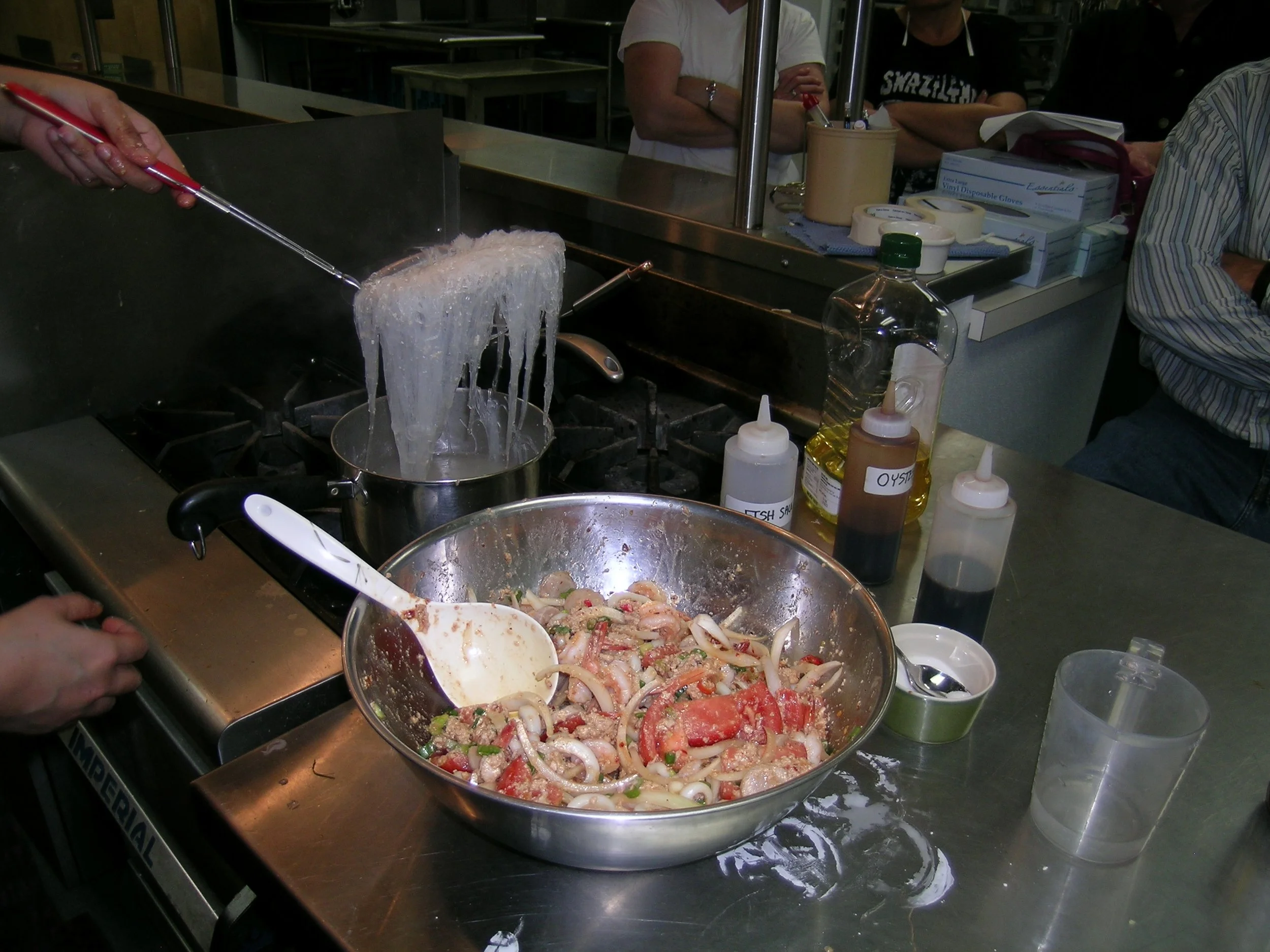 2005-10-20  THAI COOKING CLASS (15).jpg