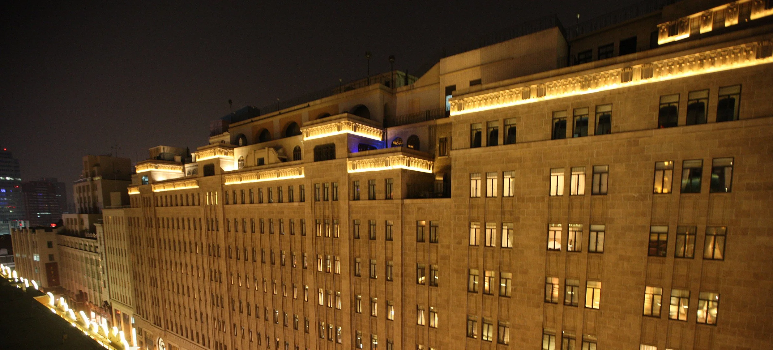 2011-4-29 NIGHT AT SHOOK AT 19 BUND SHANGHAI (222).JPG