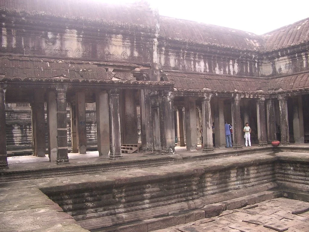 ANGKOR - ANGKOR WAT TEMPLE - CAMBODIA (29).JPG