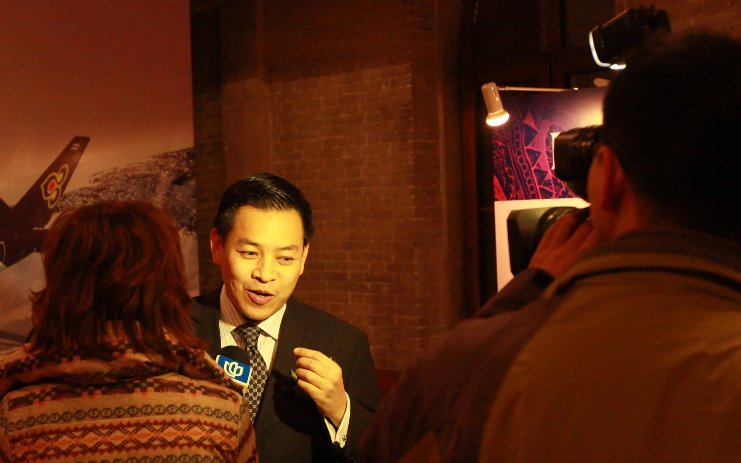 THAI CONSULATE DINNER AND BENEFIT (42).JPG