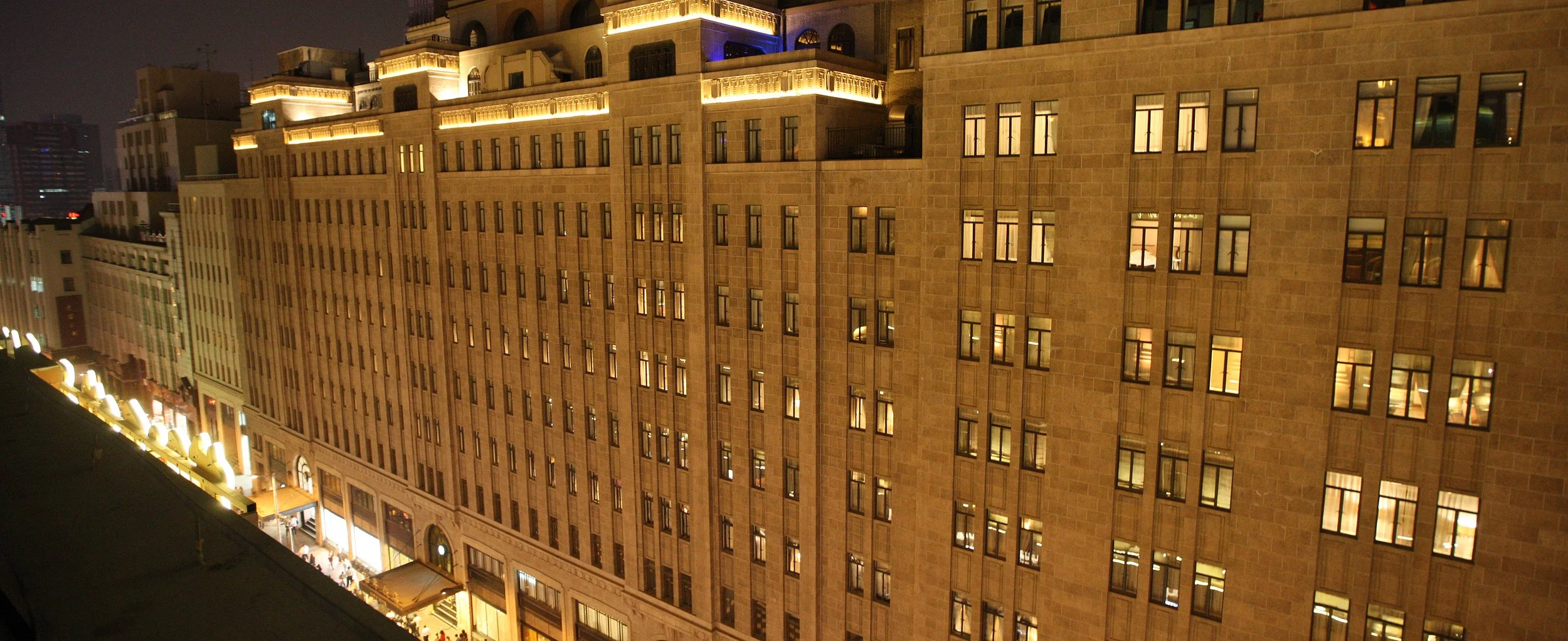 2011-4-29 NIGHT AT SHOOK AT 19 BUND SHANGHAI (223).JPG