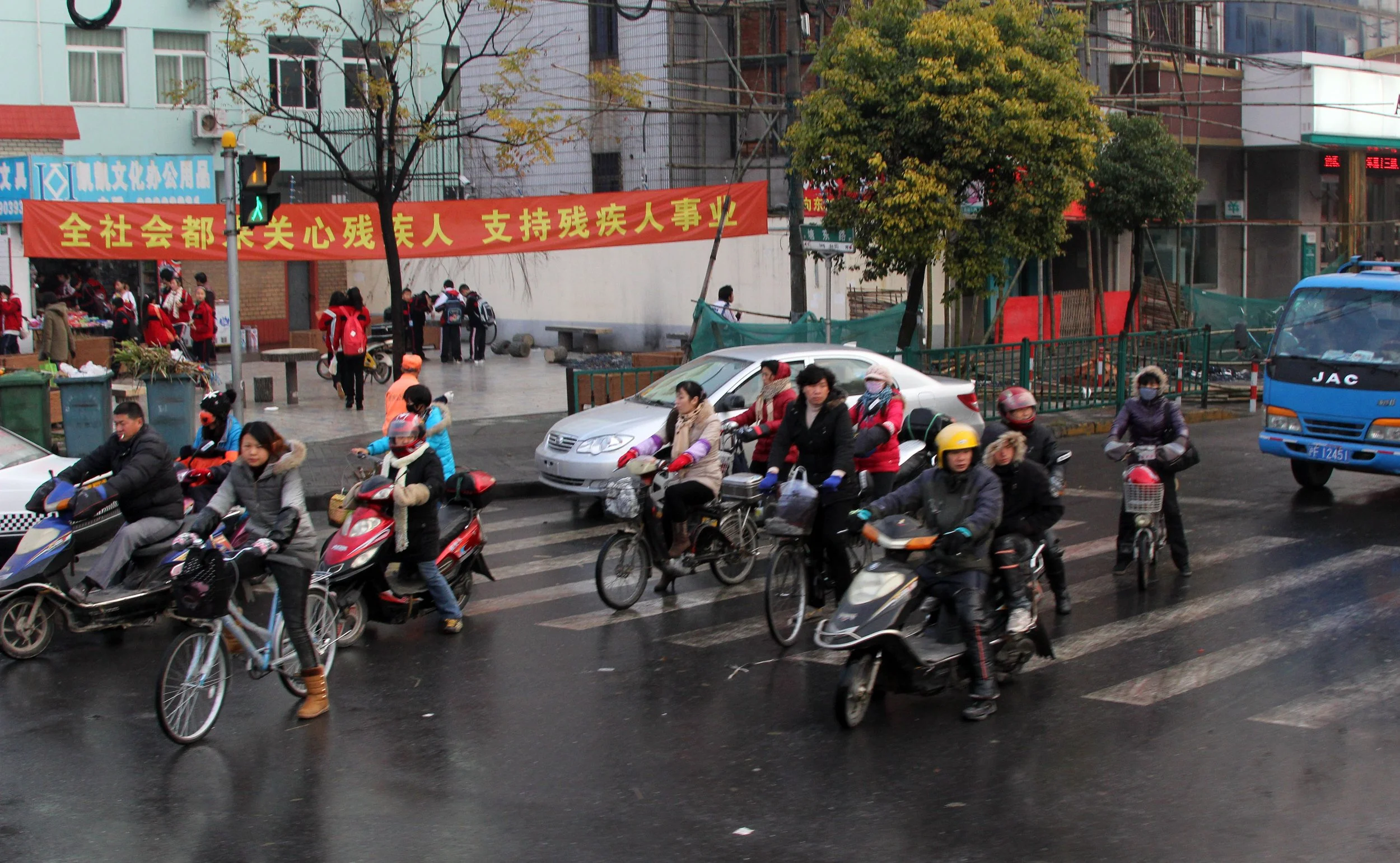 BUS RIDE TO SAS - DECEMBER 2012 (29).JPG