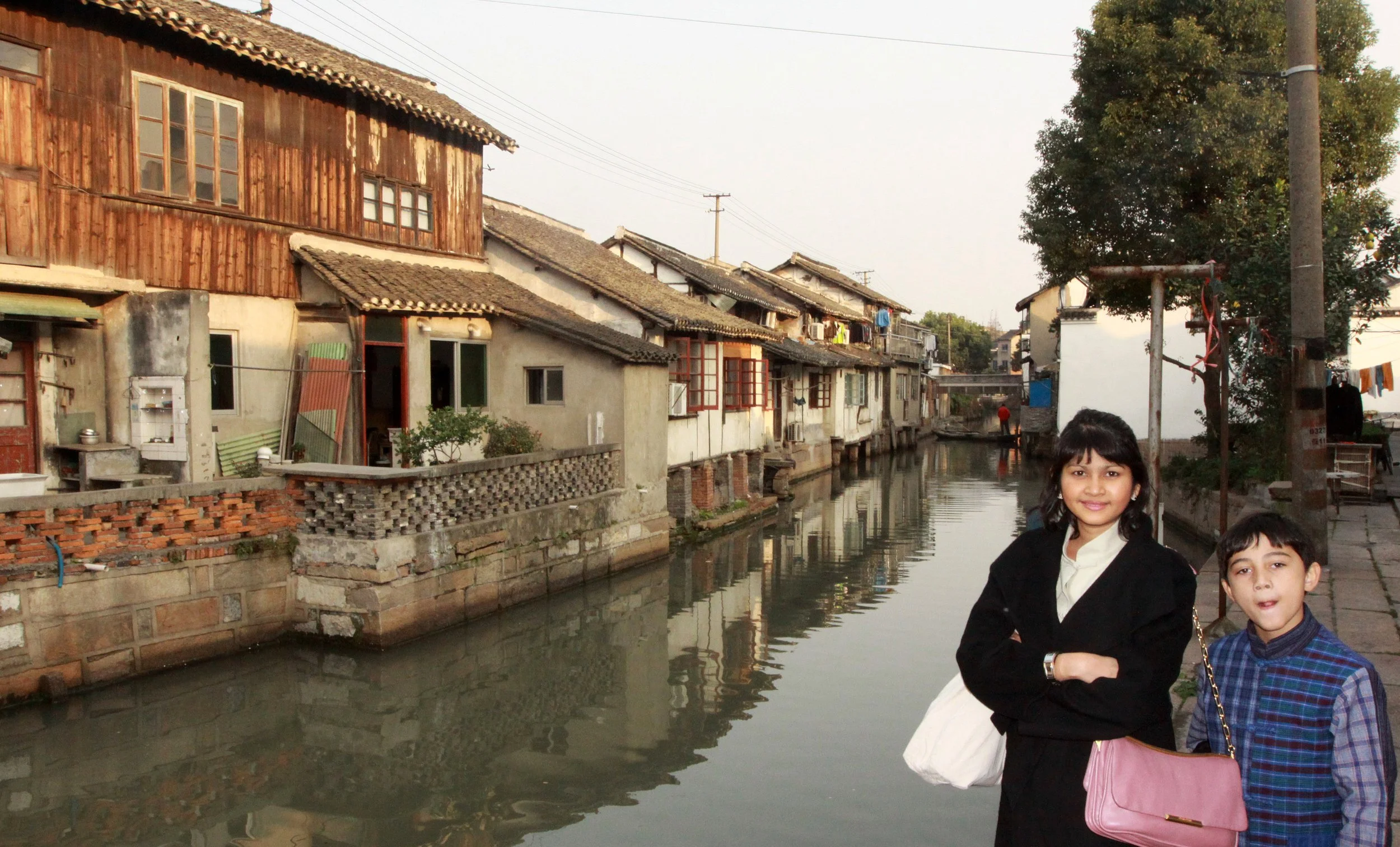 ZHUJIAJIAO WATER TOWN - NOVEMBER 20 2011 (126).JPG