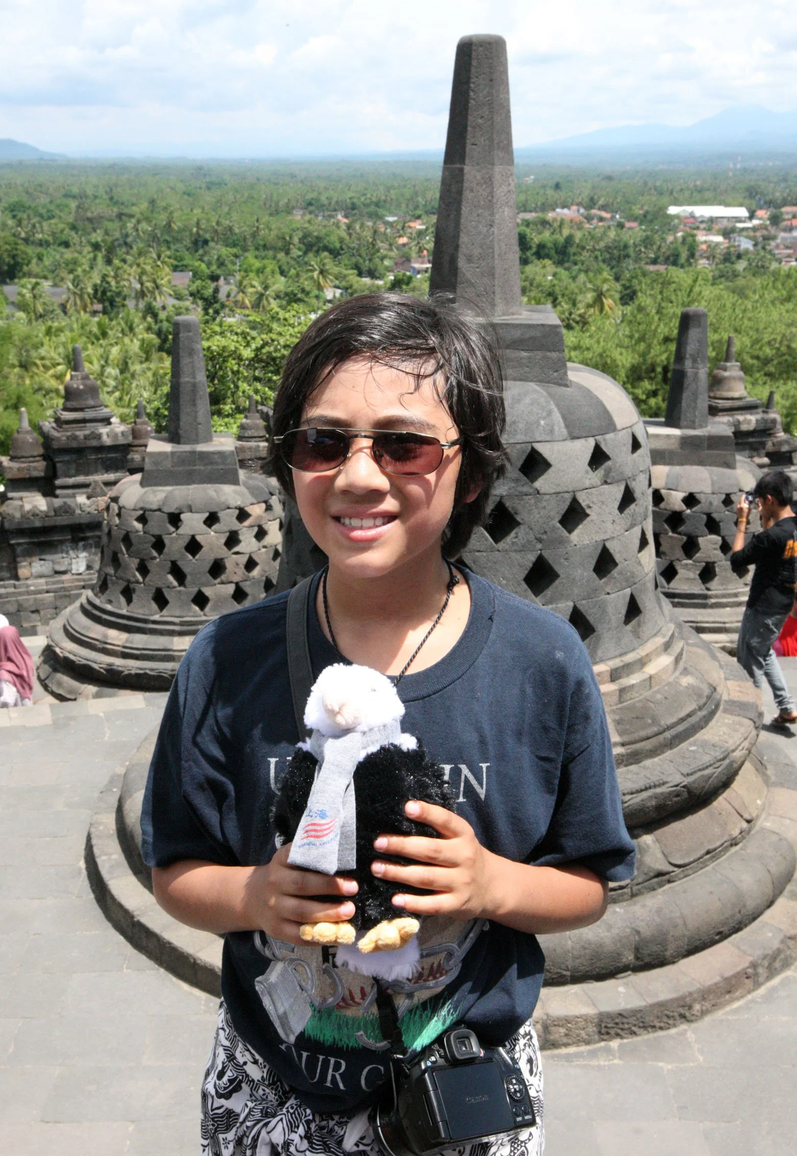 BOROBUDUR RUINS - YOGYAKARTA INDONESIA (55).JPG