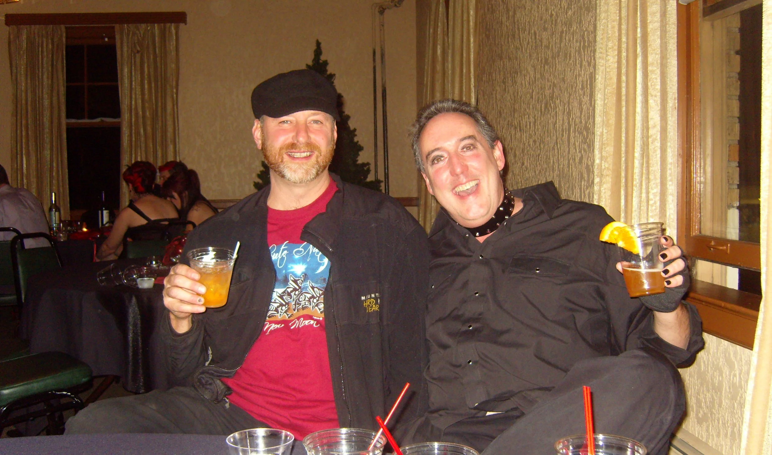 2009-11-21 GOTHIC BALL PARTY - TWIGHLIGHT OPENING WEEKEND (12).JPG
