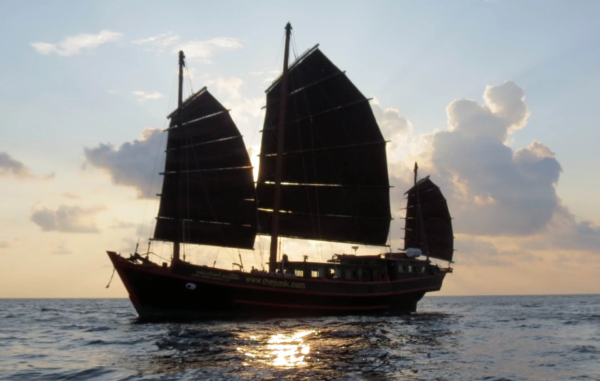 2014 Similans Trip with Family on The Junk (105).JPG