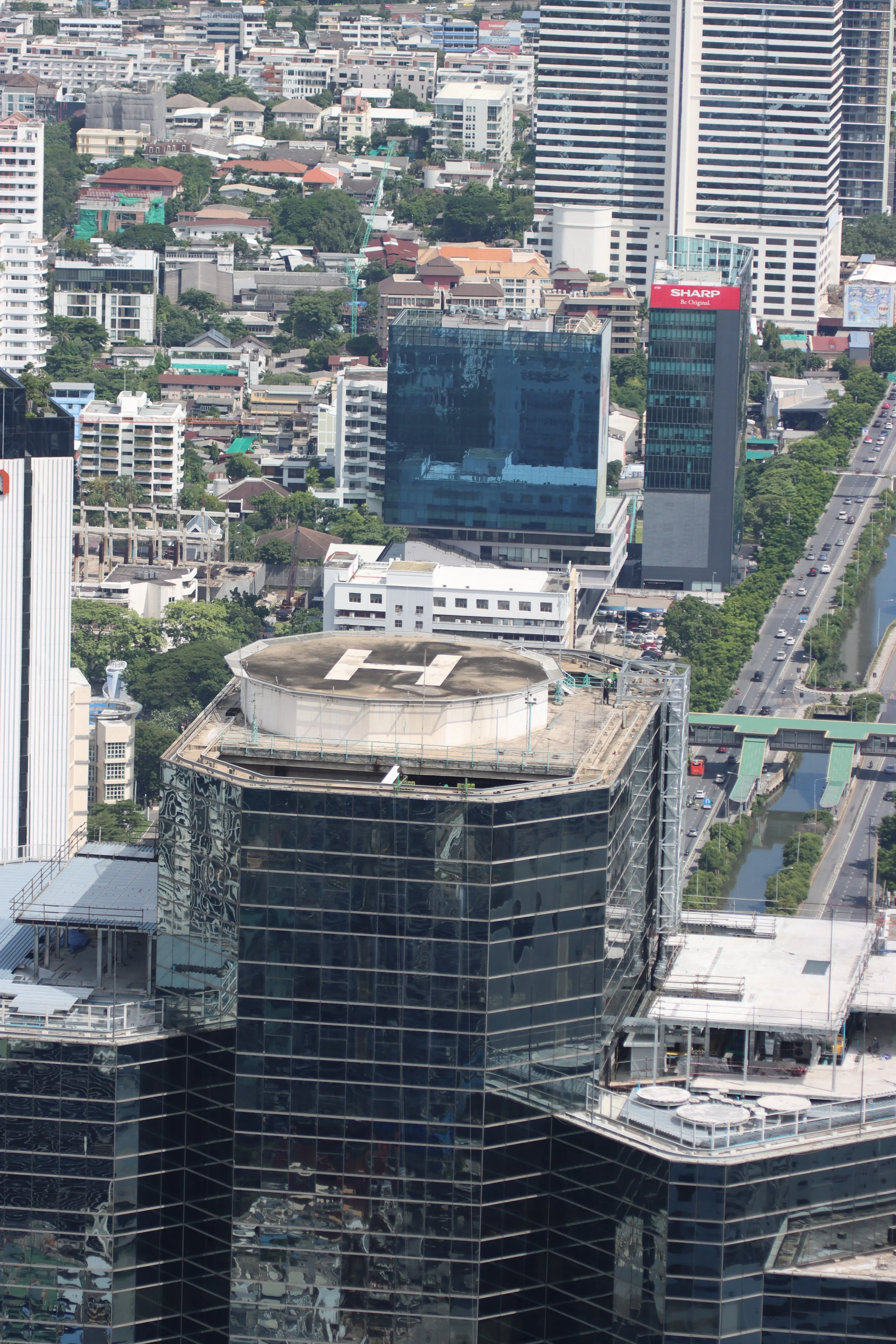 2022 - Bangkok as seen from Mahanakhon Building Viewing Deck (153).JPG