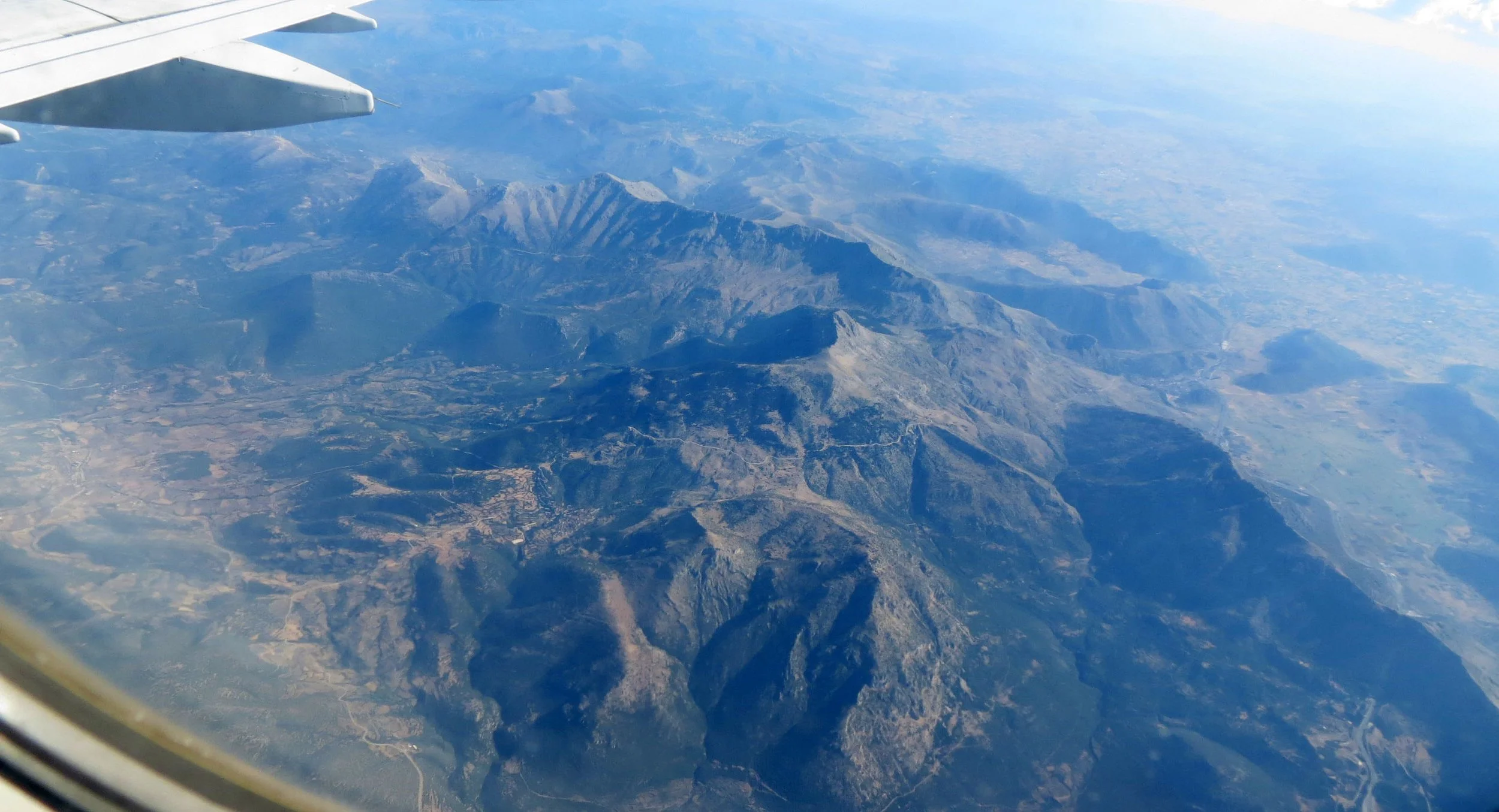 FLIGHT TO GREECE (7).JPG