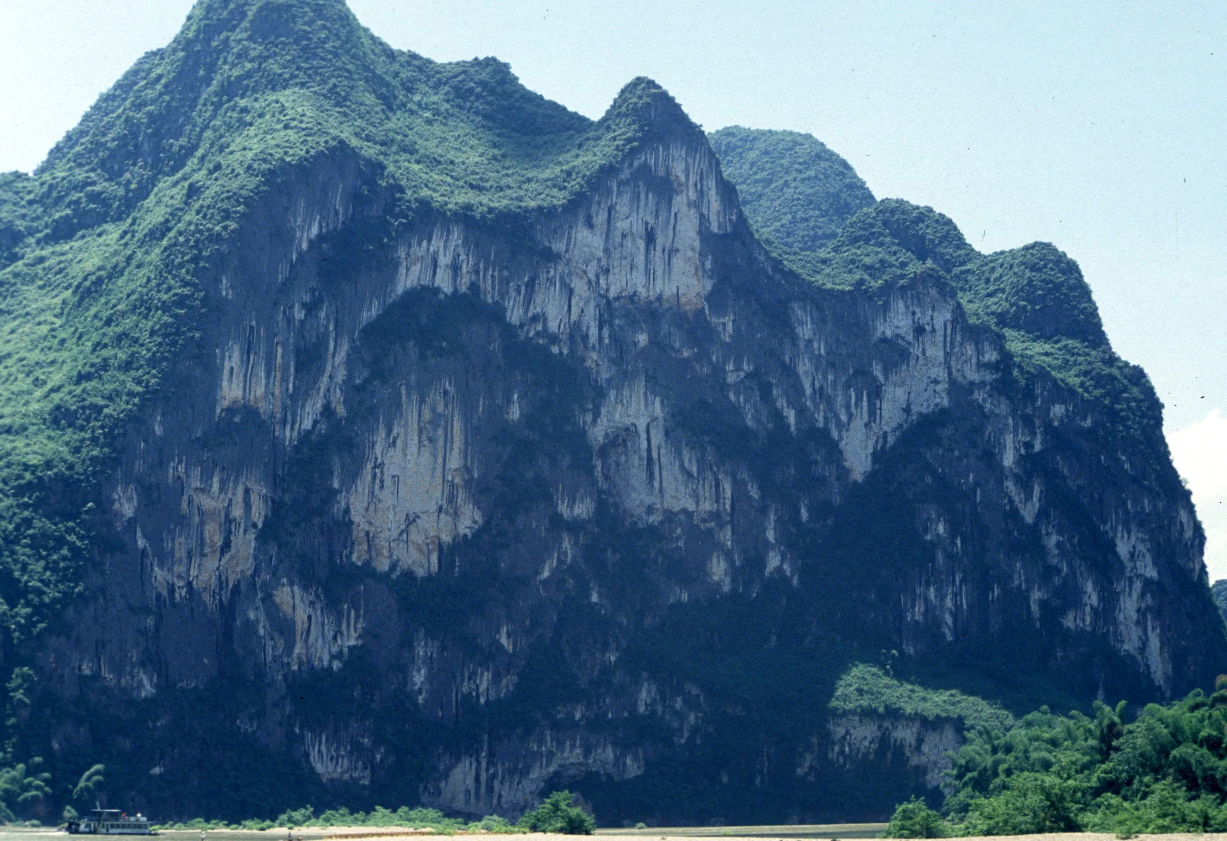 GUILIN - LI RIVER KARST TOPOGRAPHY (10).jpg