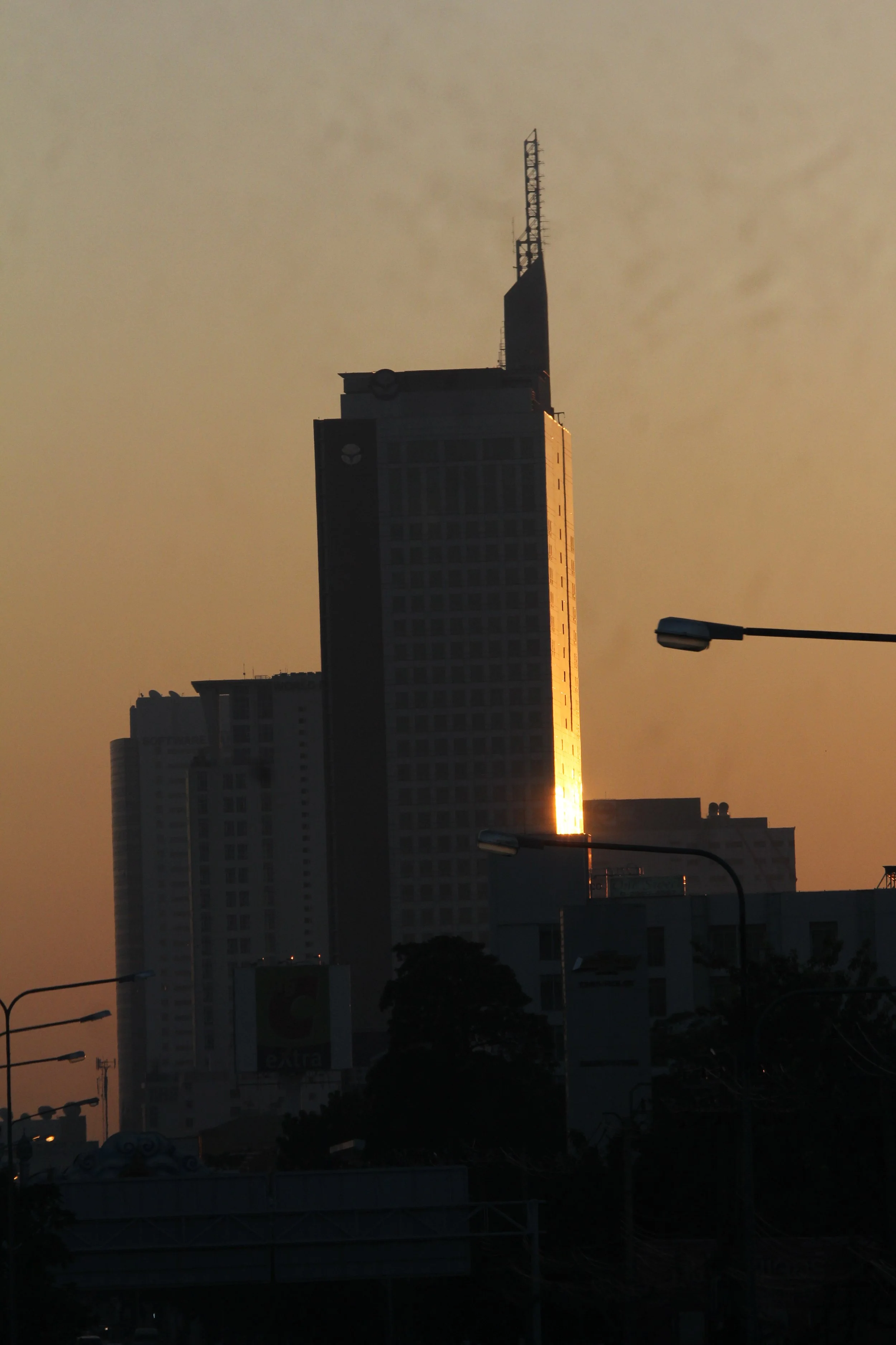 2015 Bangkok Sunset (20).JPG