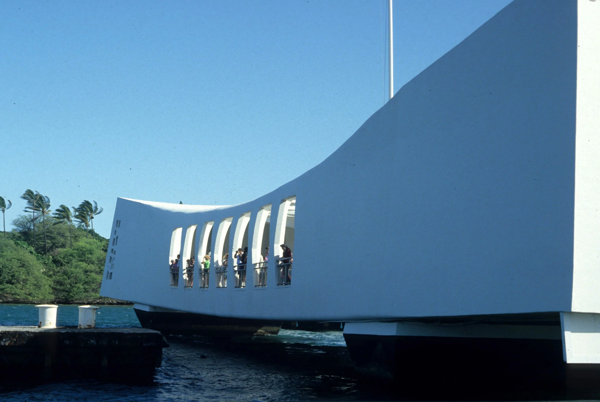 HAWAII - OAHU - ARIZONA MEMORIAL.jpg