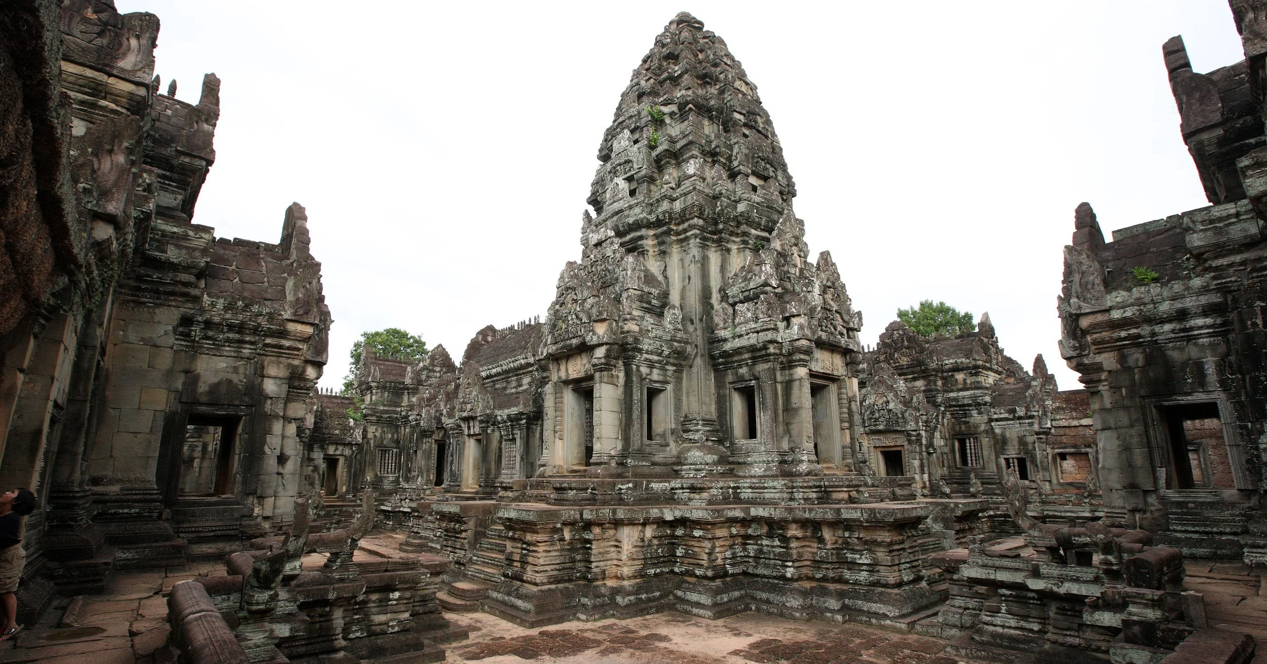 BANTEAY SAMRE TEMPLE - CAMBODIA (5).JPG