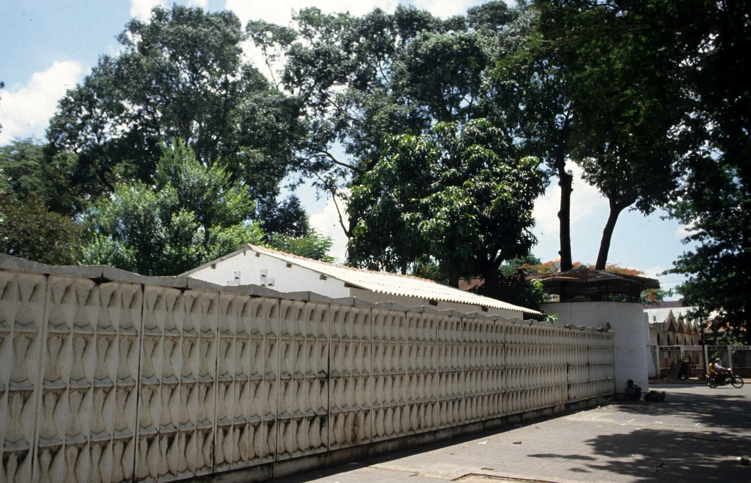 SAIGON - USA EMBASSY.jpg