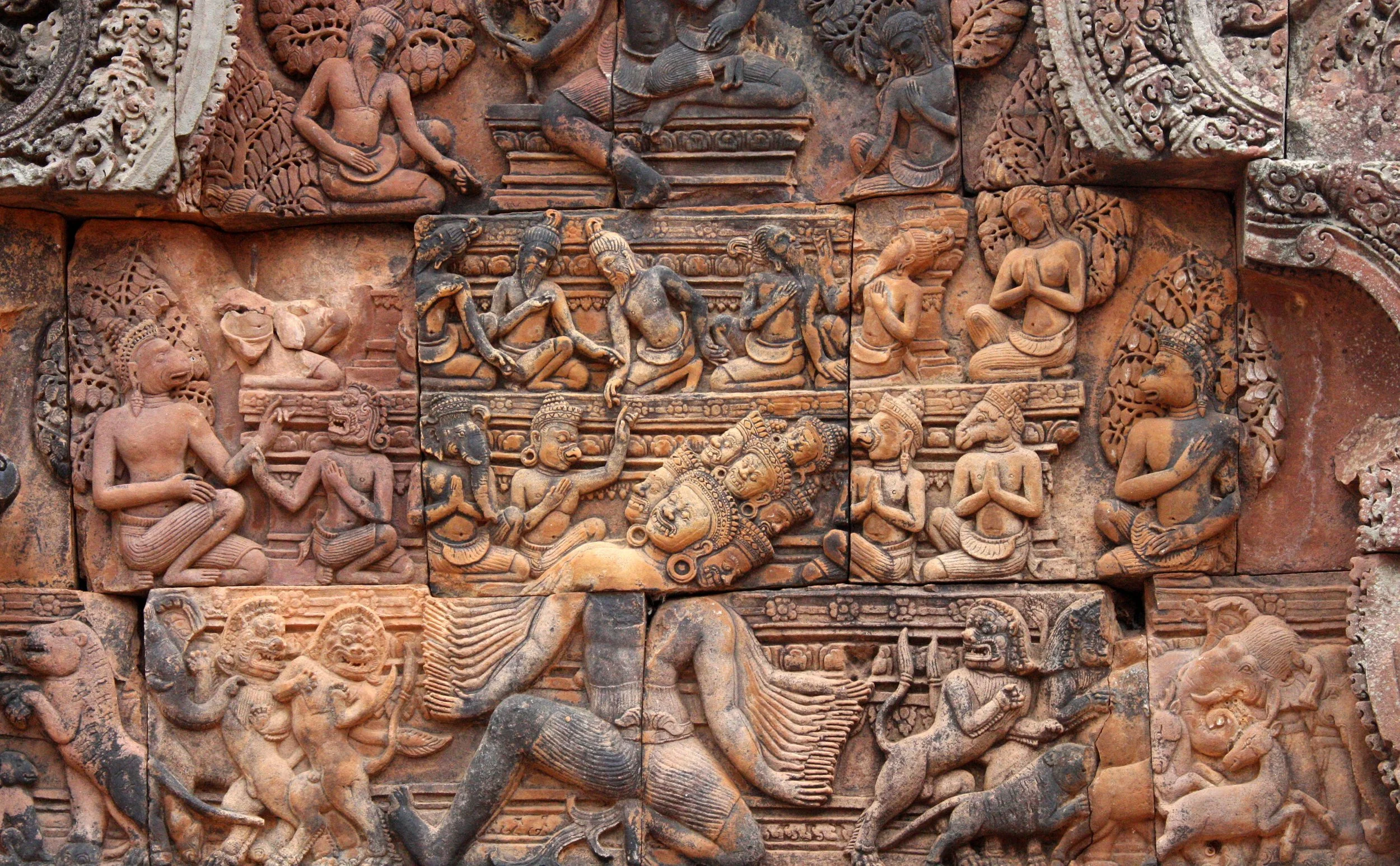 BANTEAY SREI TEMPLE CAMBODIA - JULY 2010 (27).JPG