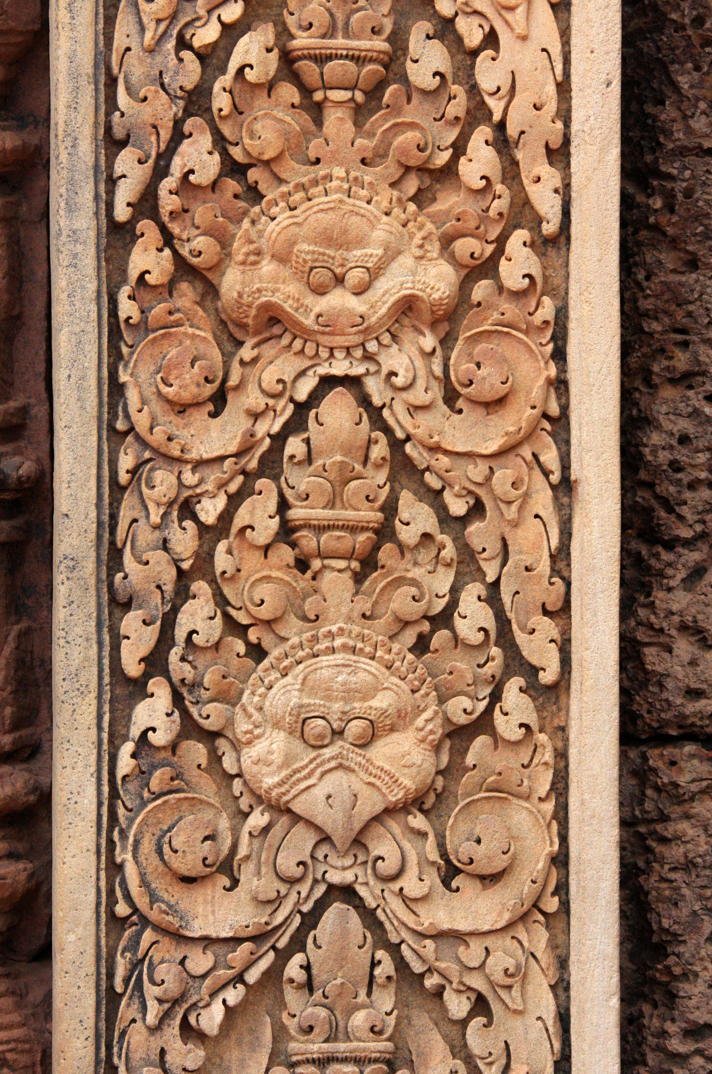 BANTEAY SREI TEMPLE CAMBODIA - JULY 2010 (7).JPG