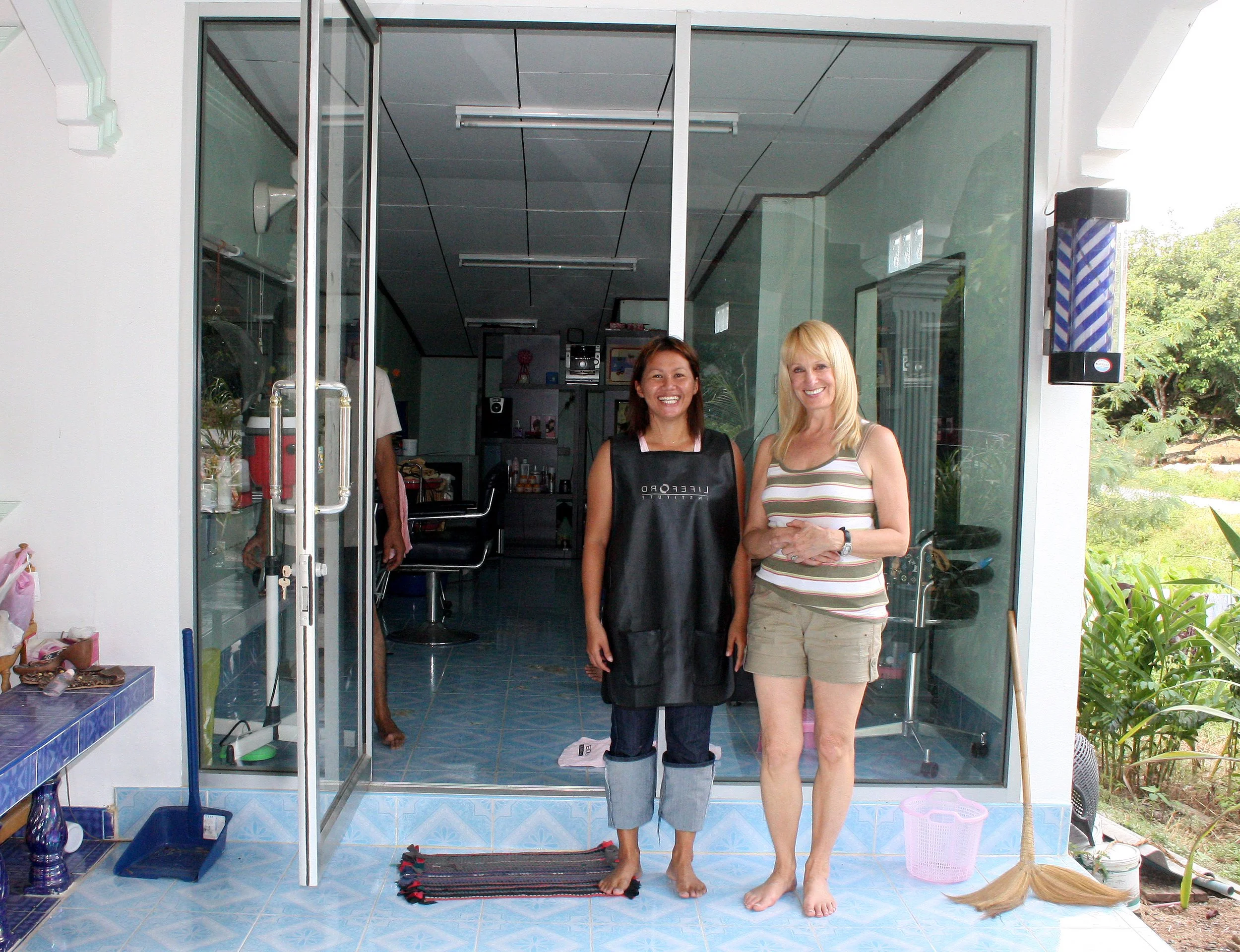 2008 Promluk Property And Family - Nawarn, Dad, etc (11).JPG