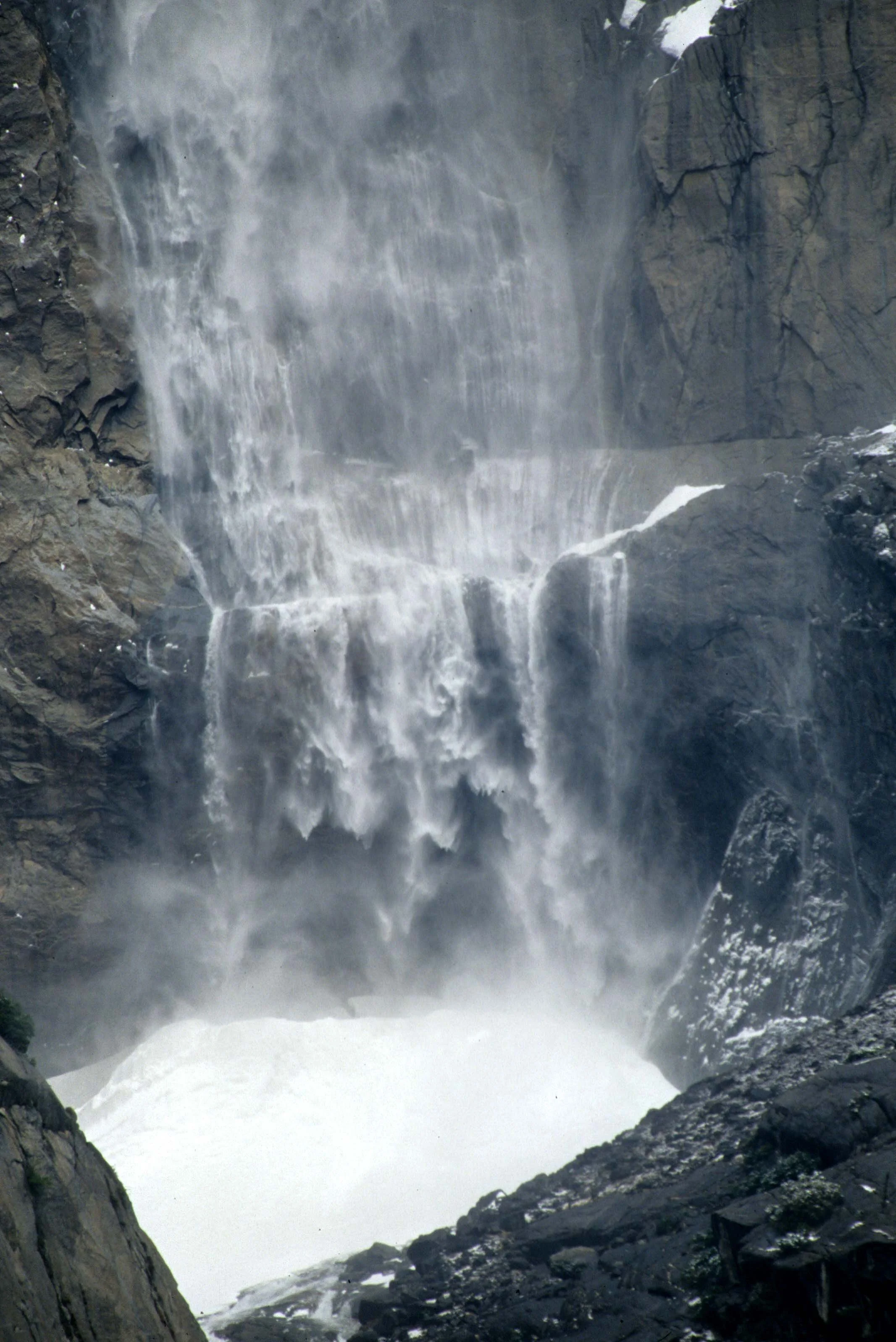 CALIFORNIA - YOSEMITE NP - FALLS  (2).jpg