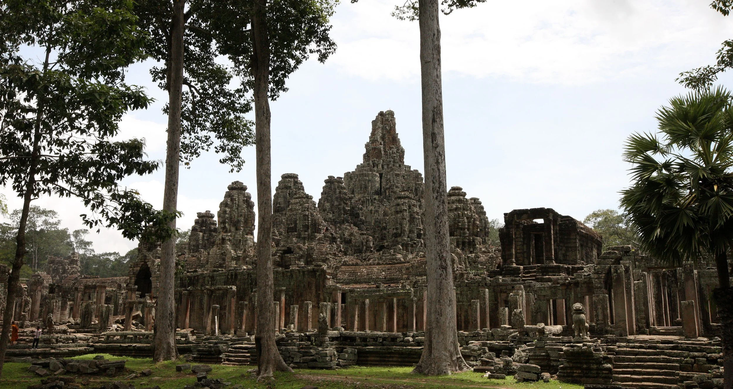 BAYON - JULY 2010 (4).JPG
