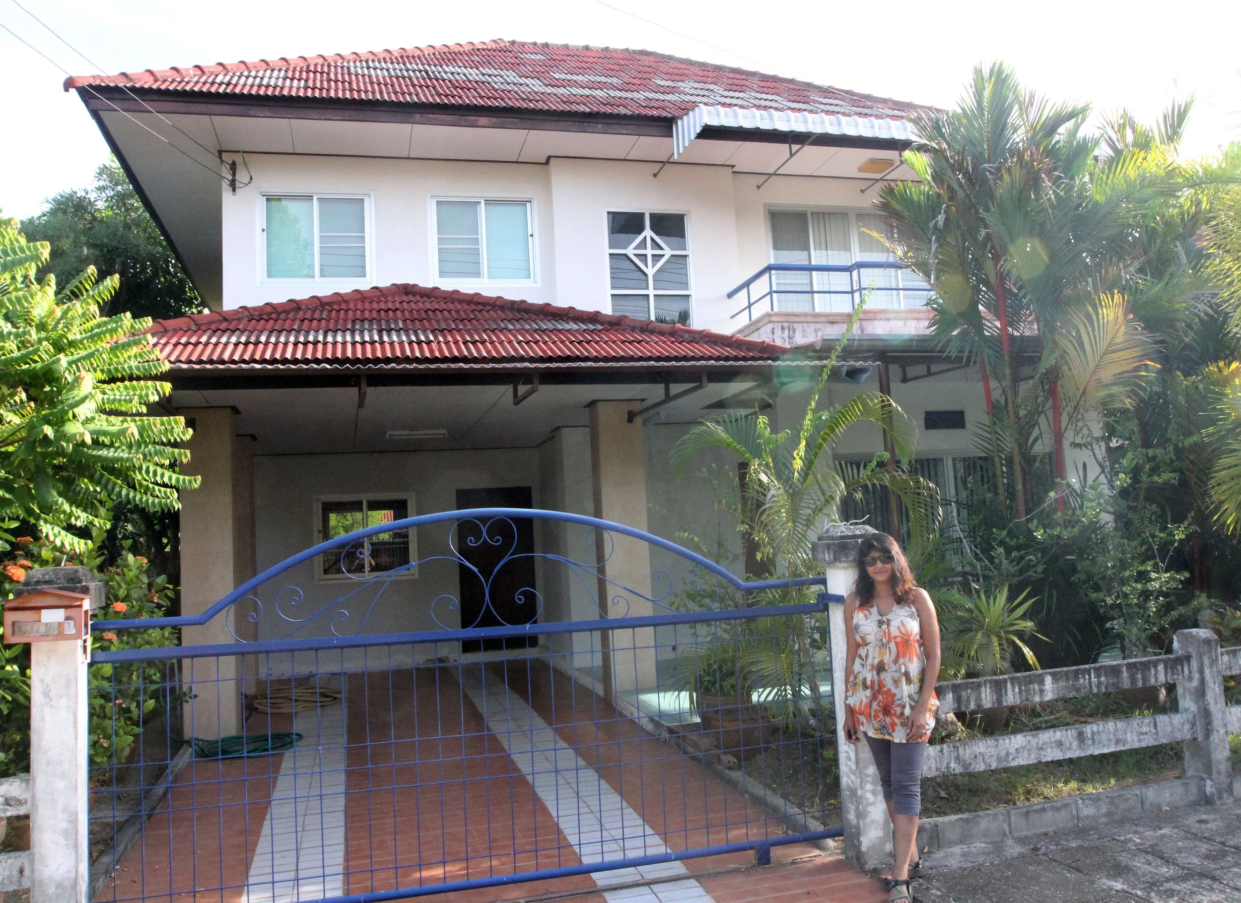 2014 Nakhonsithammarat with Cokie & Som and Phil & Shelley Summer Travels (20).JPG