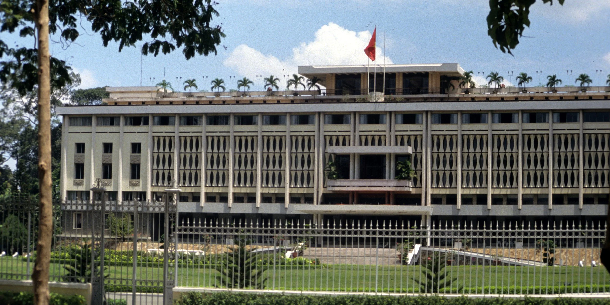 SAIGON - CAPITOL BUILDING.jpg