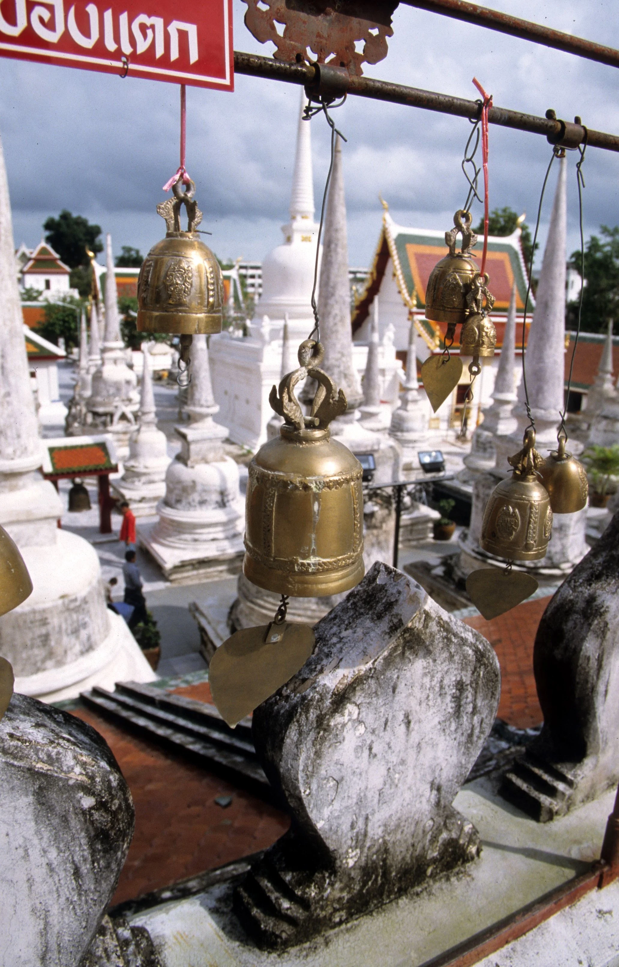 2004 Nakhonsithammarat Markets, Monks and Baby Cokie (87).jpg