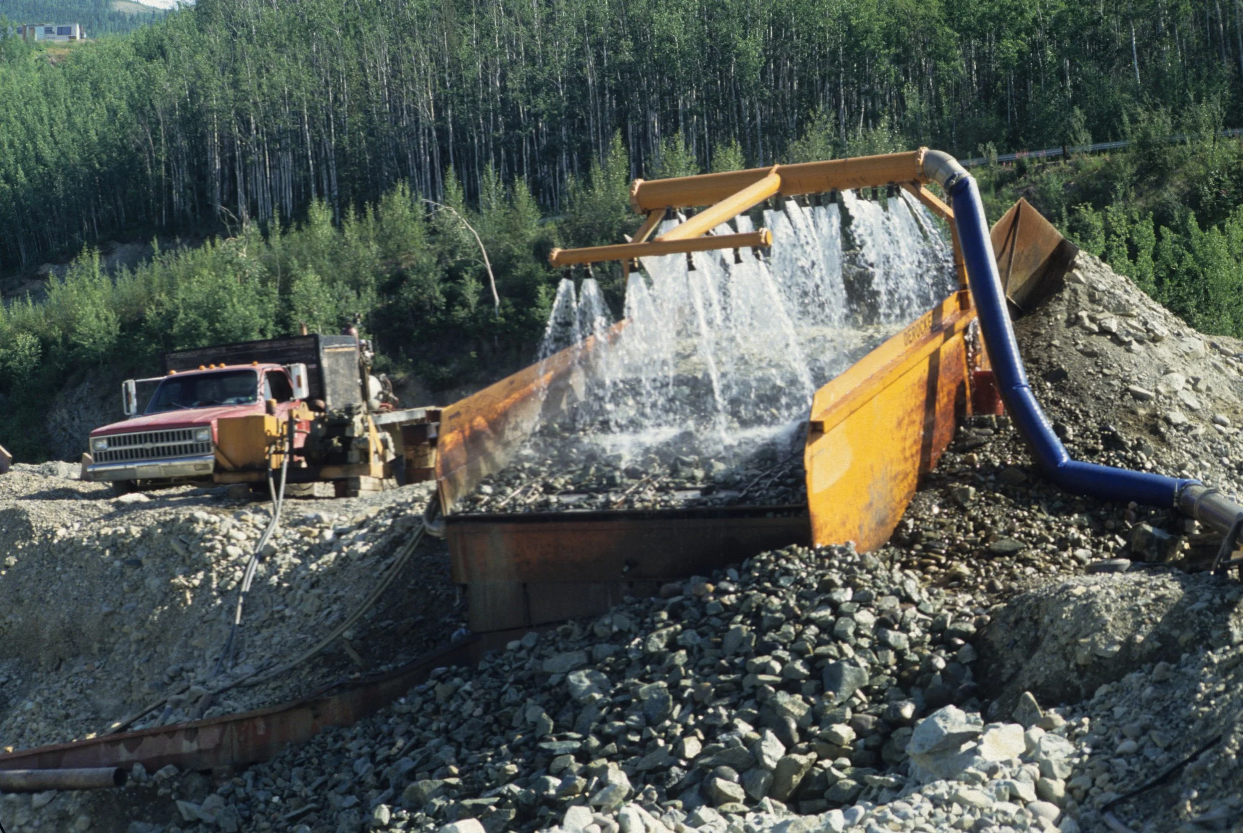 ALASKA - GOLD DIGGING OPERATION.jpg