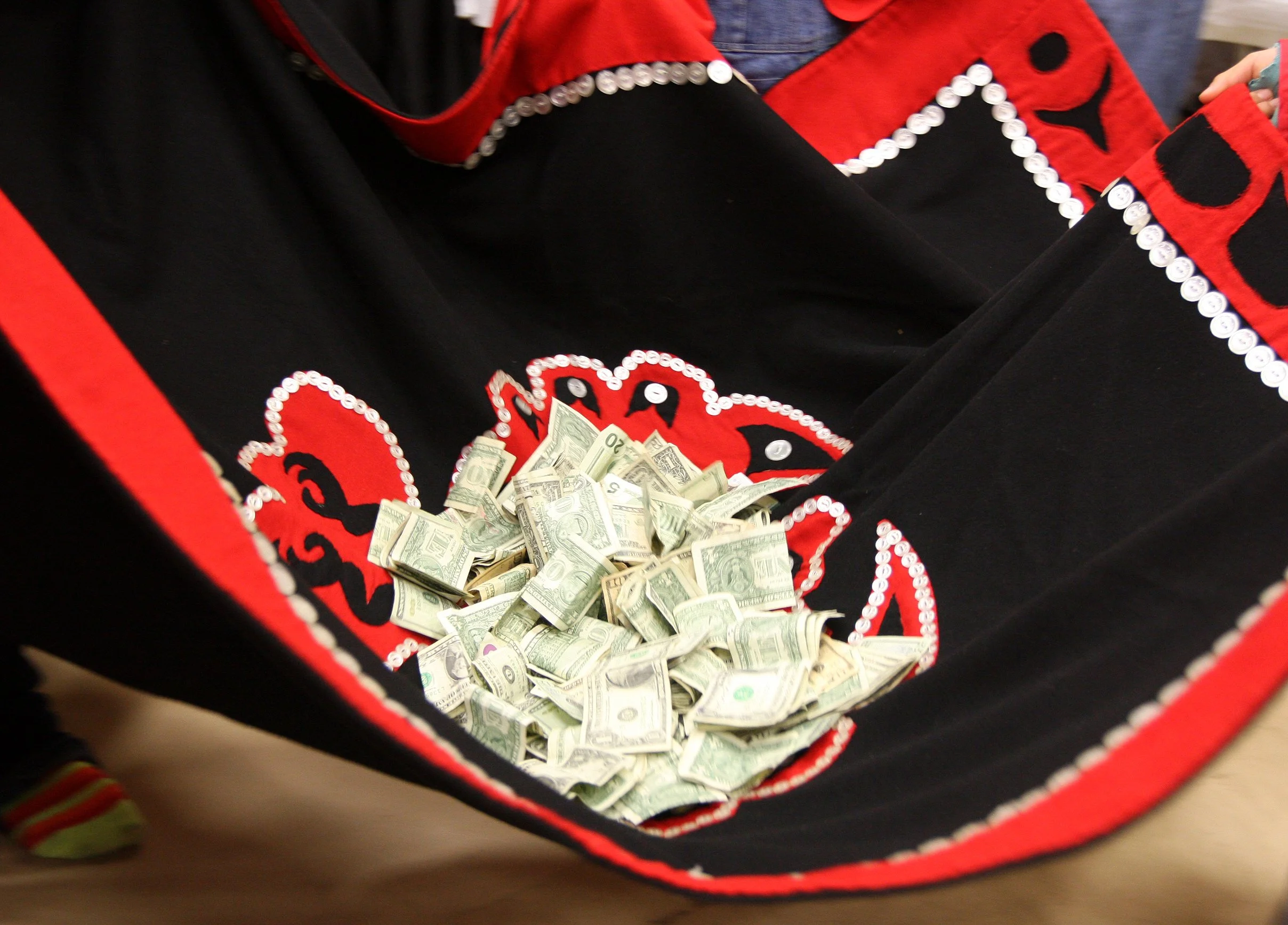 2010-3-11 LOWER ELHWA POTLATCH  (19).JPG