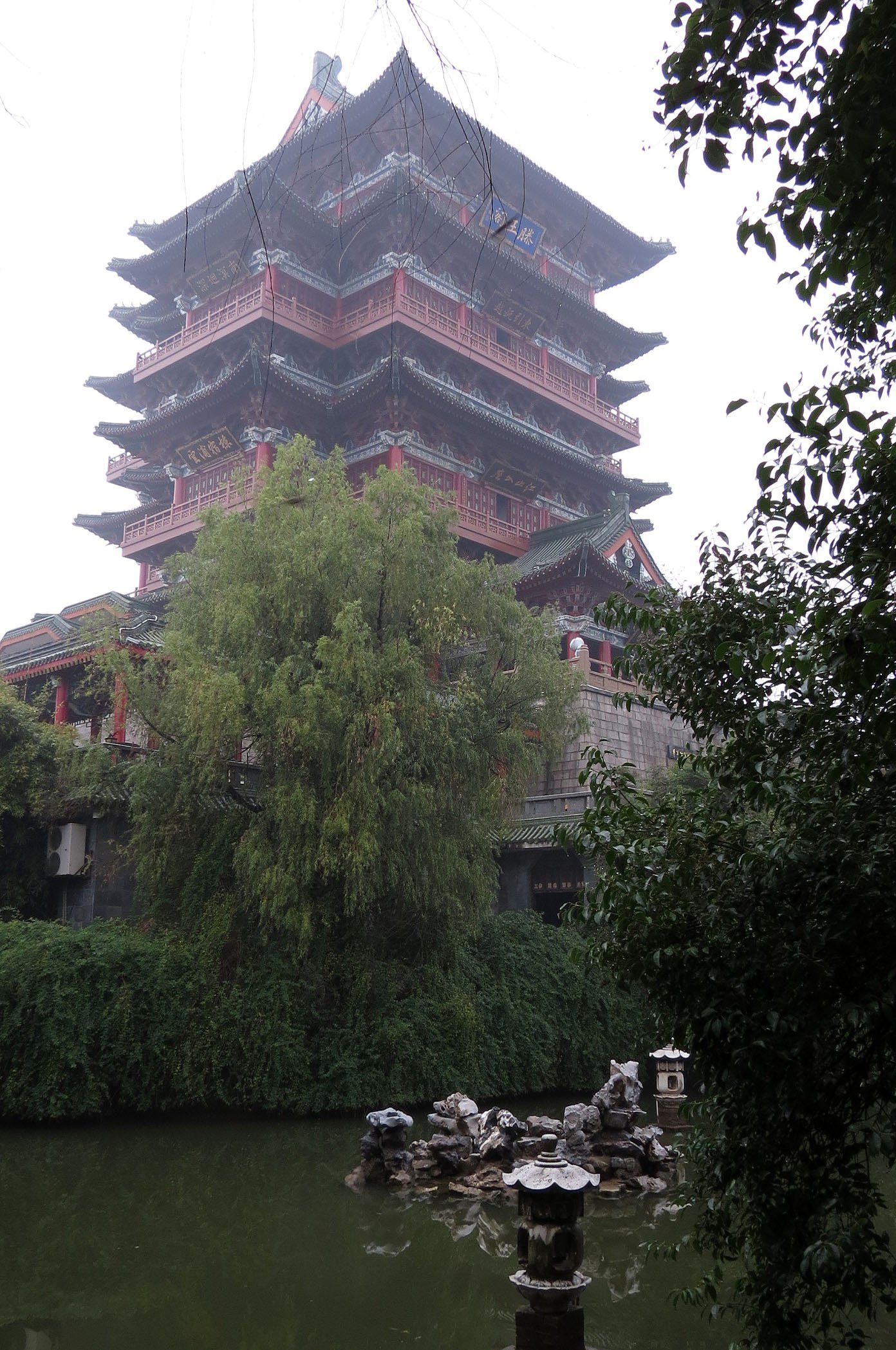 NANCHANG PAGODA - JIANGXI PROVINCE (1).JPG