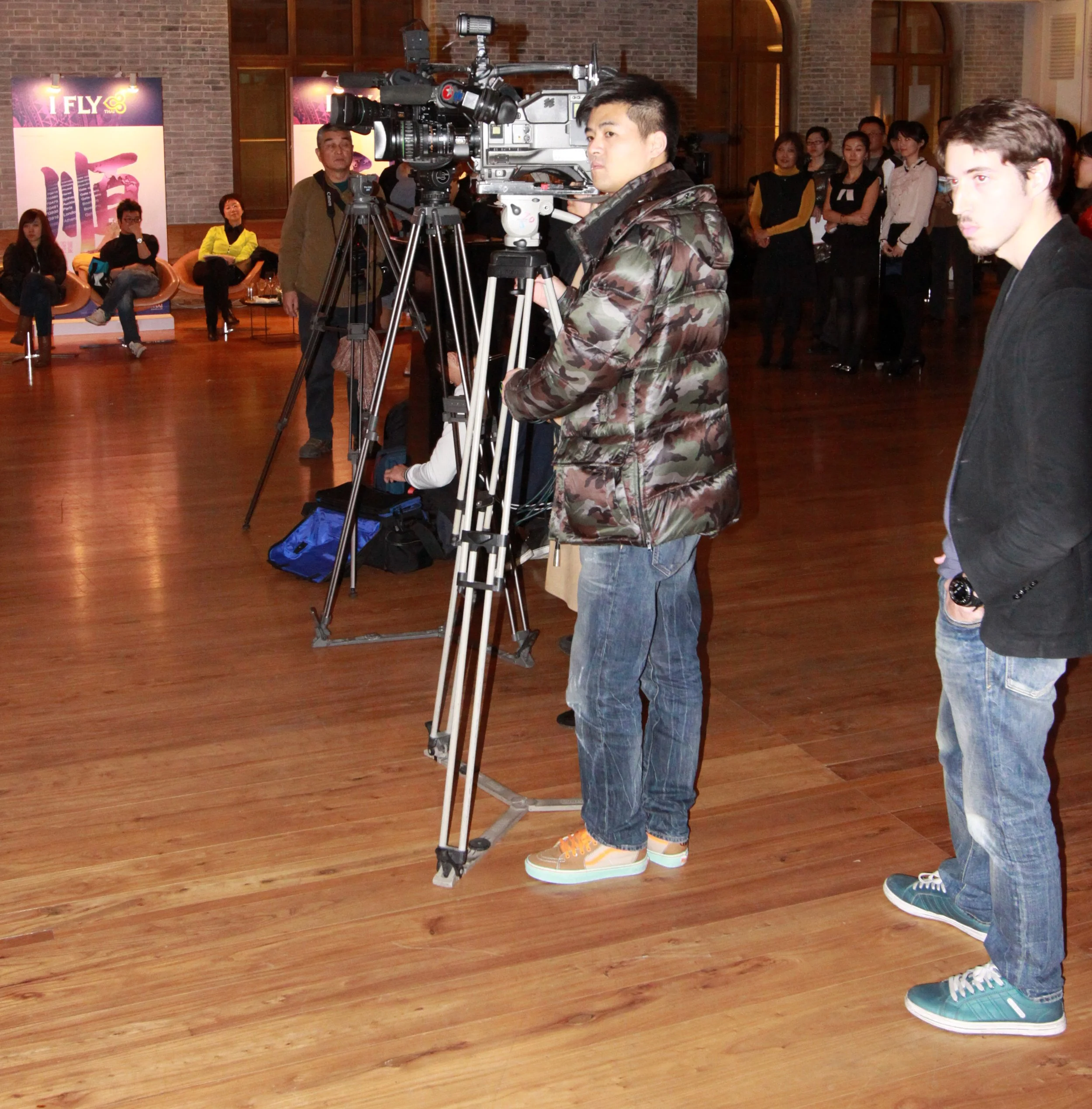 THAI CONSULATE DINNER AND BENEFIT (85).JPG