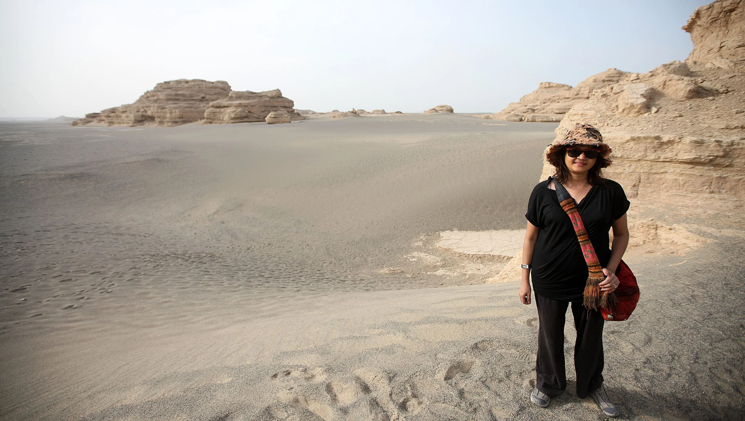 YADAN NATIONAL GEOLOGICAL PARK - GANSU CHINA (8).JPG