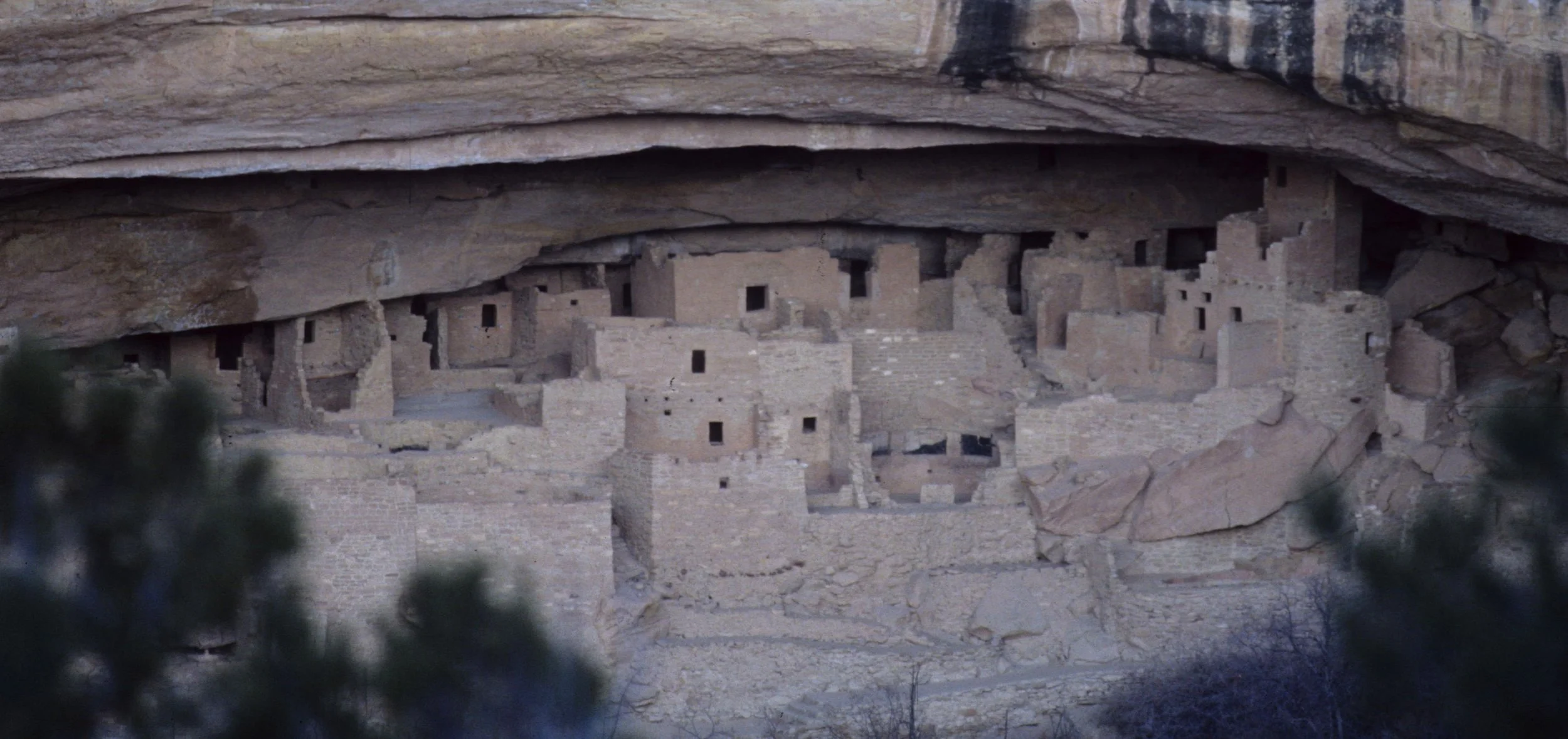 ANASAZILAND - MESA VERDE - CLIFF PALAC A.jpg