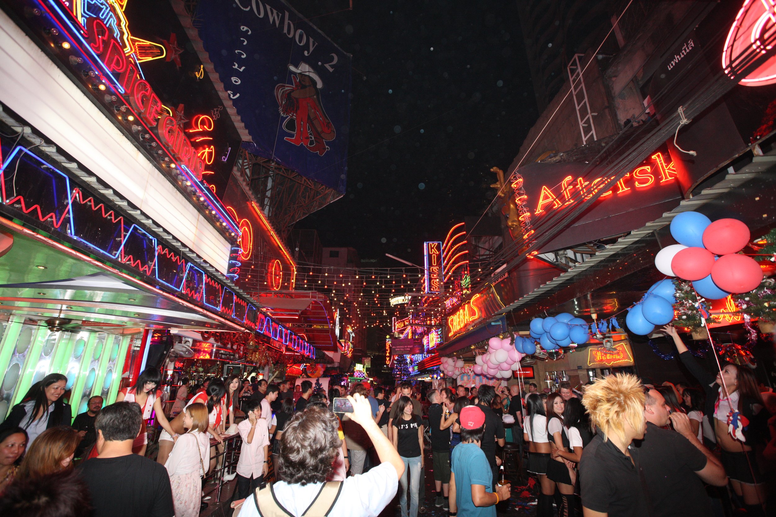 2012 Bangkok New Year's Eve on Soi Cowboy (24).JPG