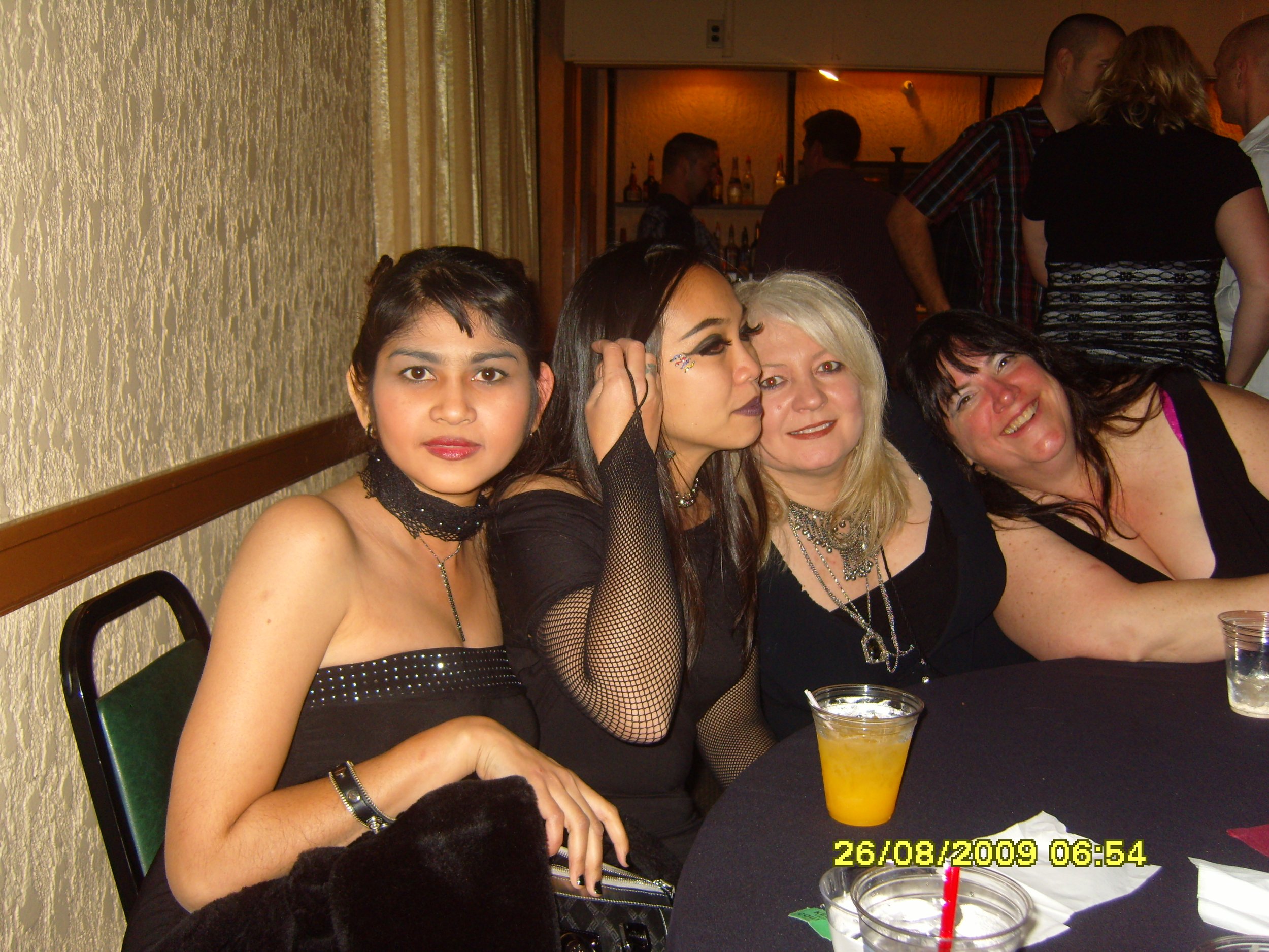 2009-11-21 GOTHIC BALL PARTY - TWIGHLIGHT OPENING WEEKEND (9).JPG