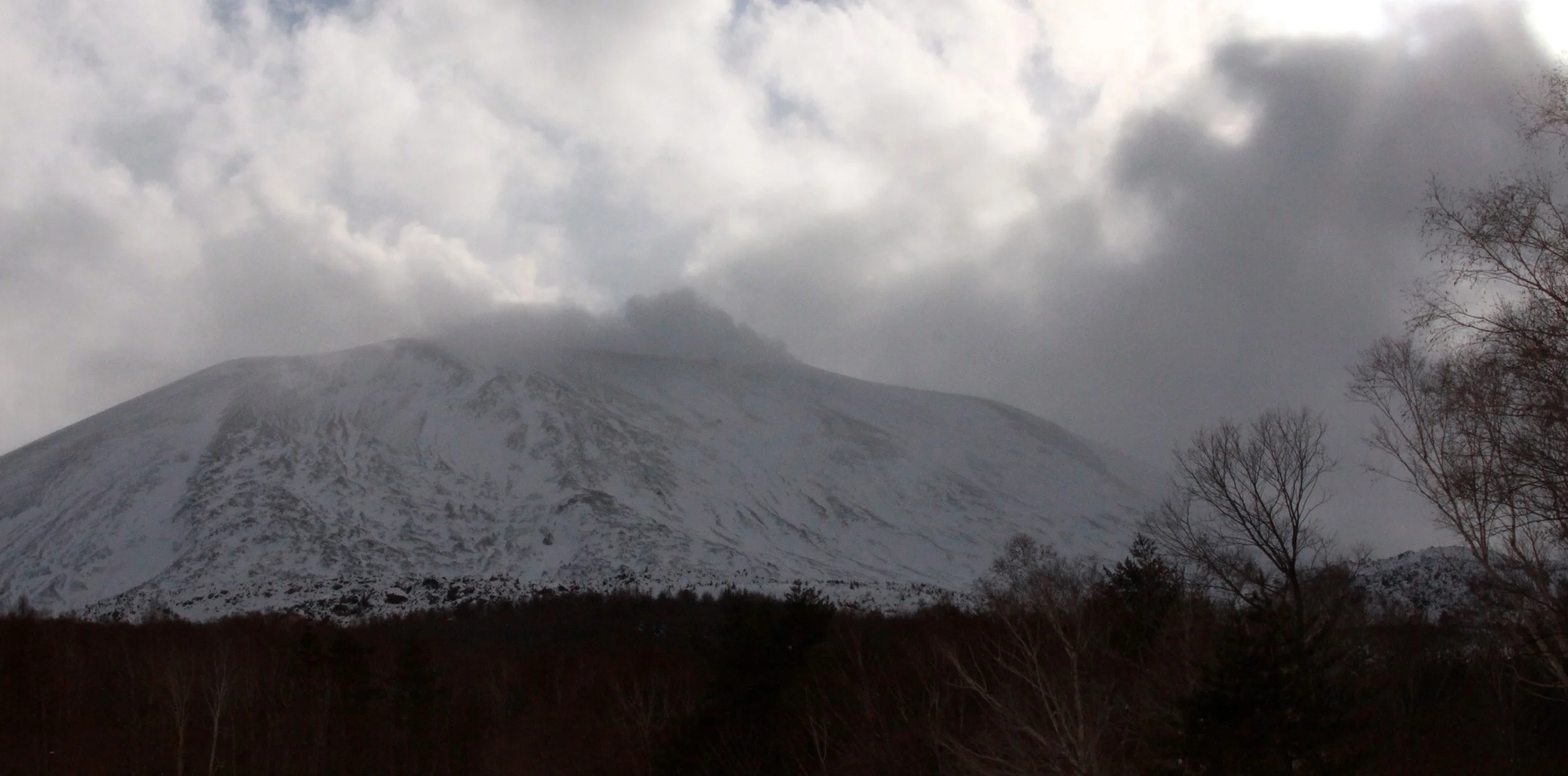 MOUNT ASAMA - JOSHIN'ETSUKOGEN NATIONAL PARK JAPAN (40).JPG