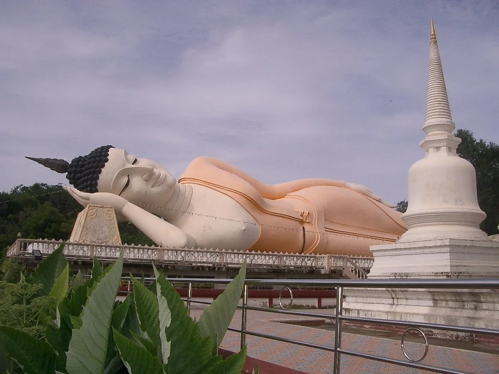2004 Nakhonsithammarat Visiting Family (15).JPG