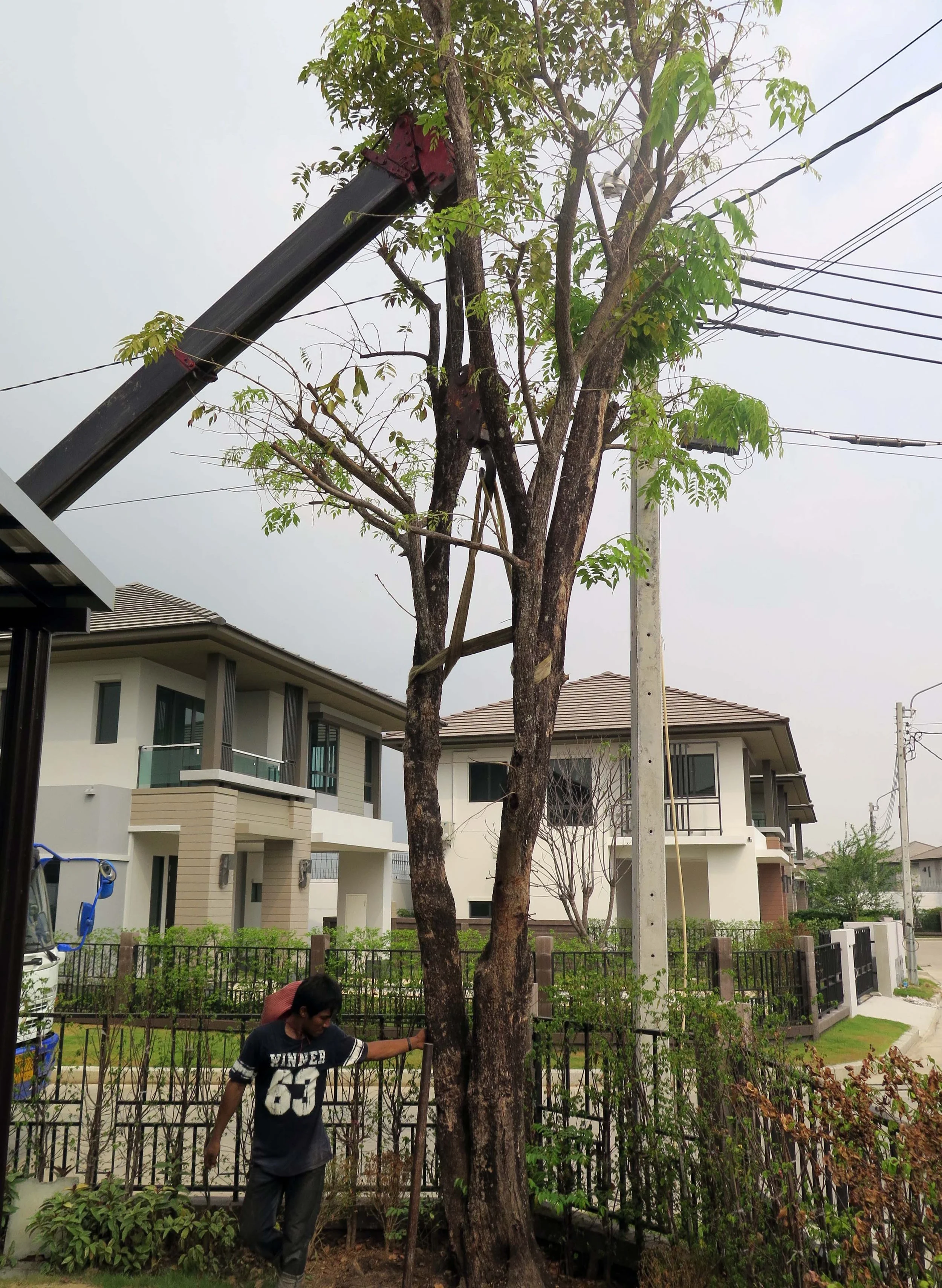 2013 Nonthaburi Setthasiri House and Nonthaburi Neighborhood (18).JPG