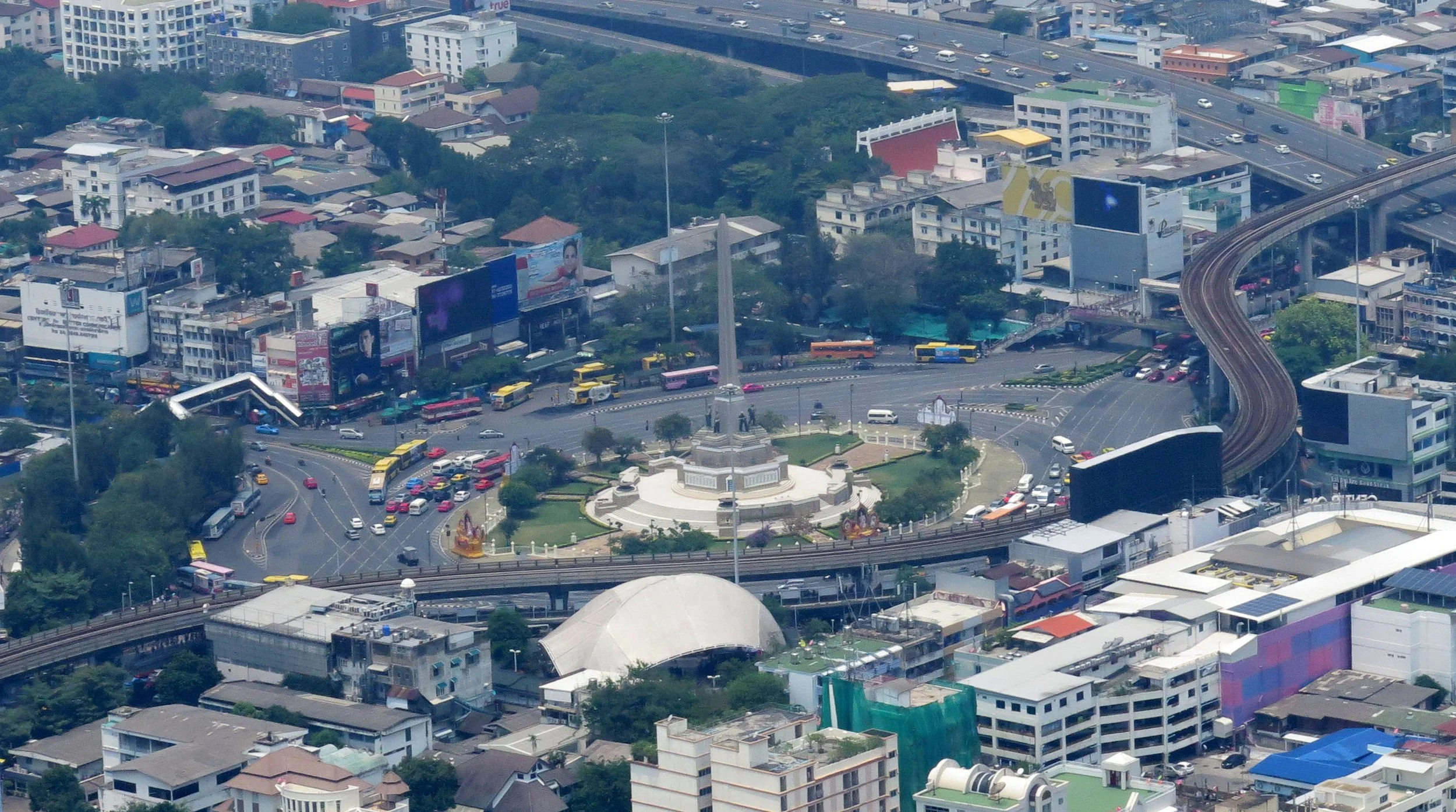2015 - BANGKOK - BAIYOKE VIEW DECK - WEEKEND OF 29 MARCH 2015 (38).JPG