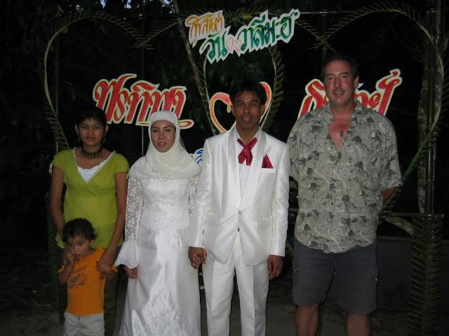 2005 Nakhonsithammarat with Family (16).jpg