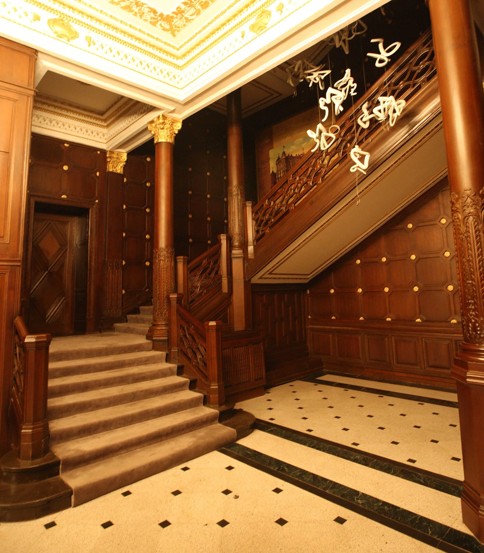 2011-4-29 NIGHT AT SHOOK AT 19 BUND SHANGHAI (285).JPG